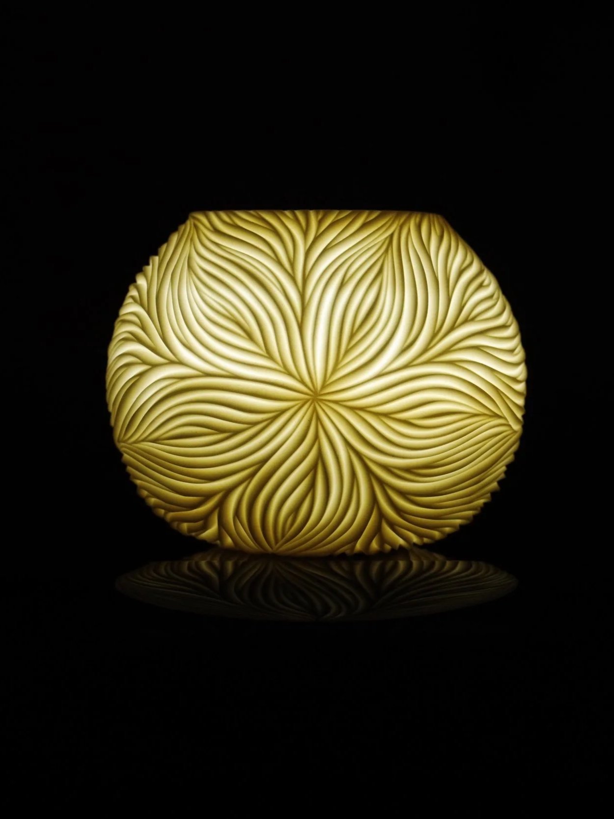 Medium Luminary - Plumeria