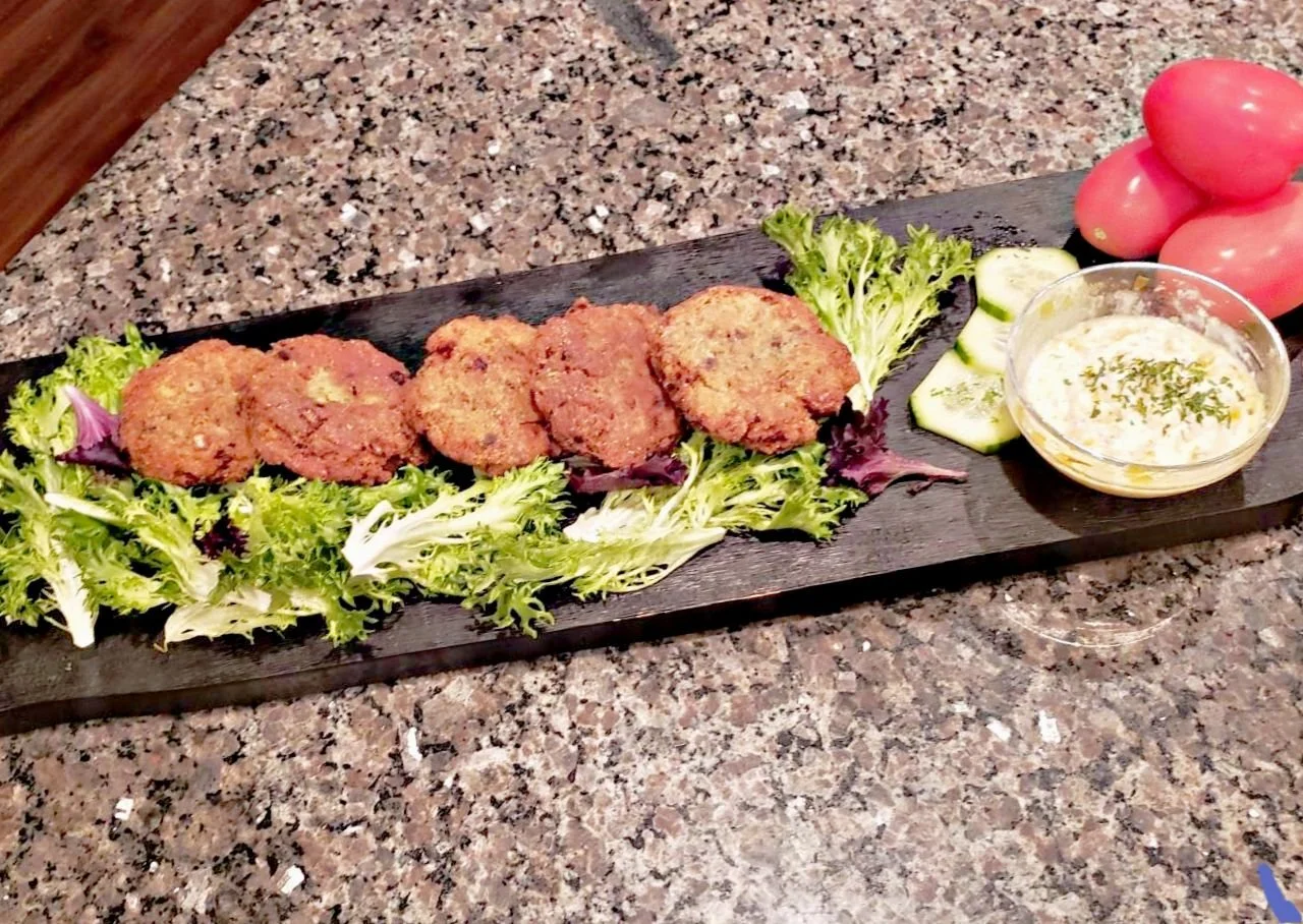 Salmon Patties with dip