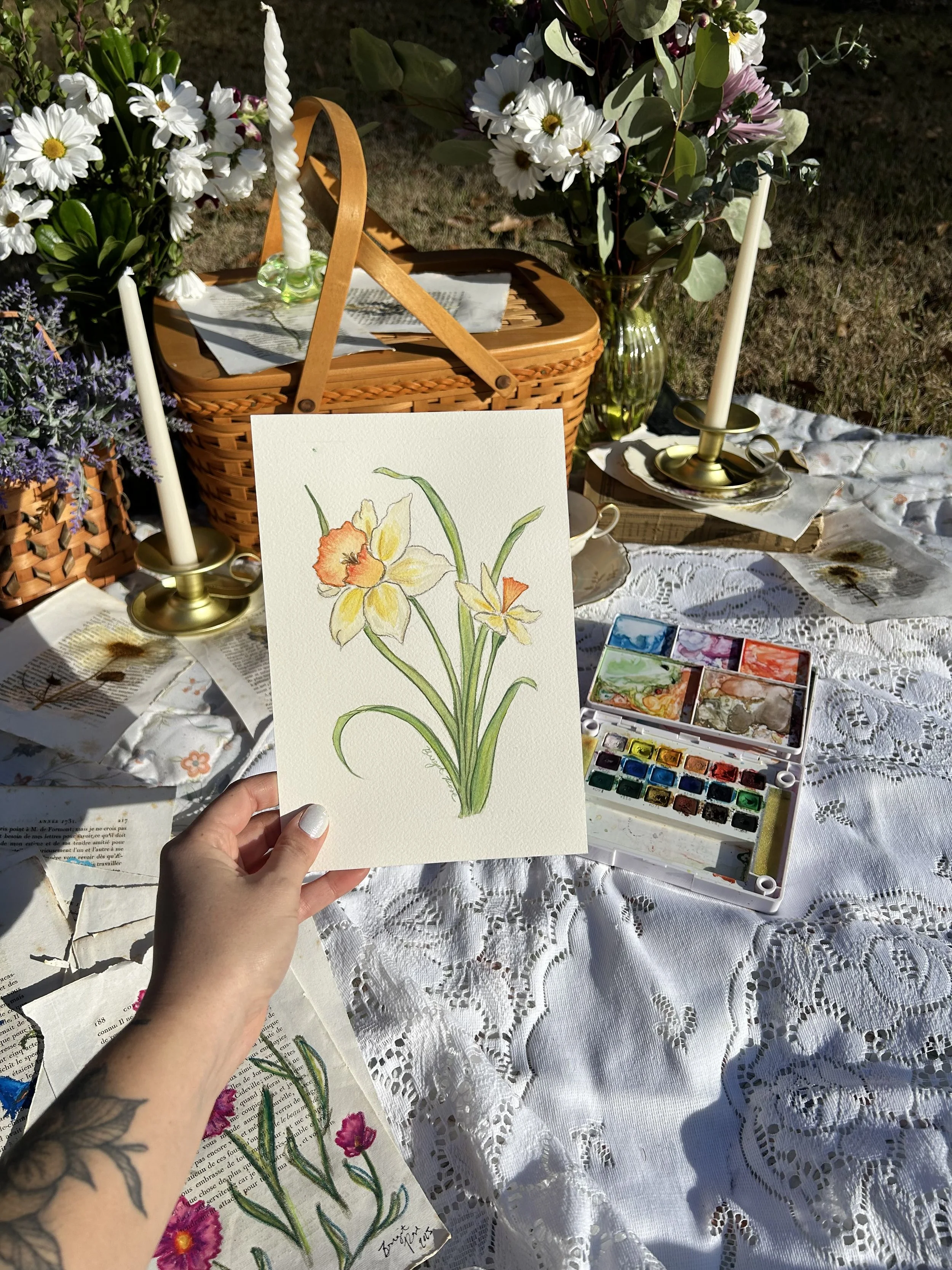 daffodil_w__watercolors_hold.jpg