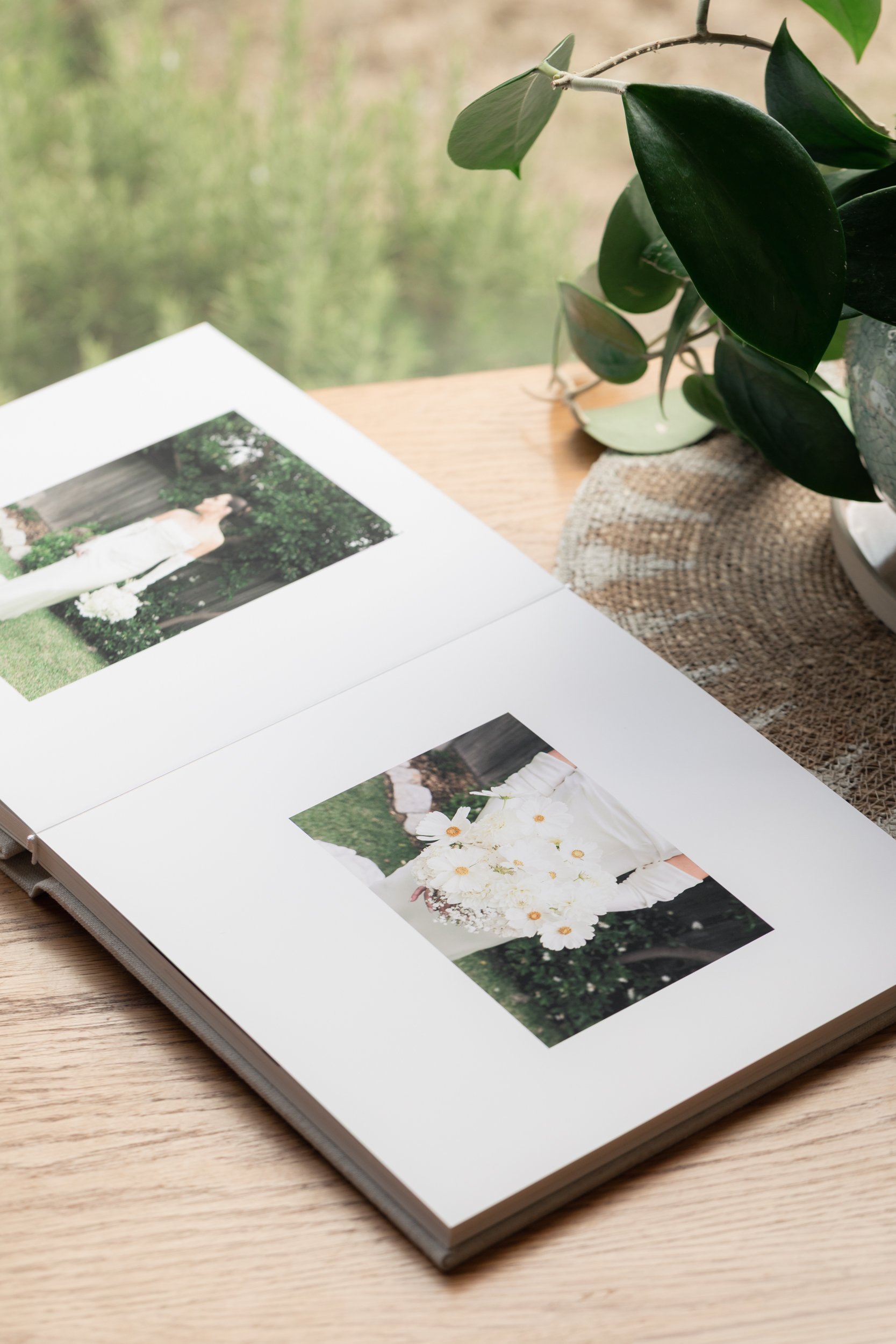 Fine_Art_Wedding_Album_TLWP (19 of 22).jpg