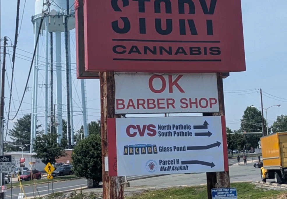 New Signage Installed at Glenmont Center