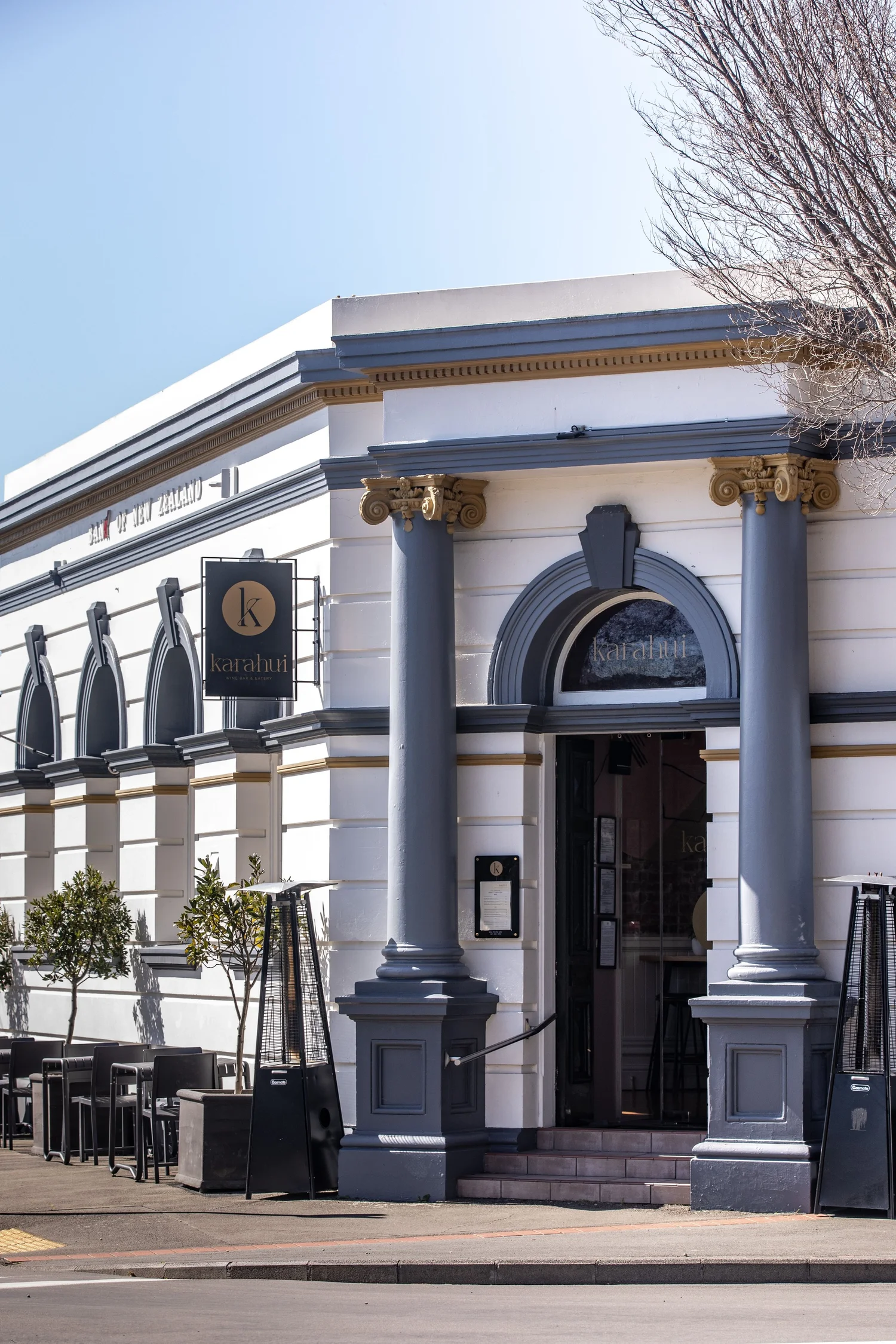 Bookings — Karahui Wine Bar & Eatery