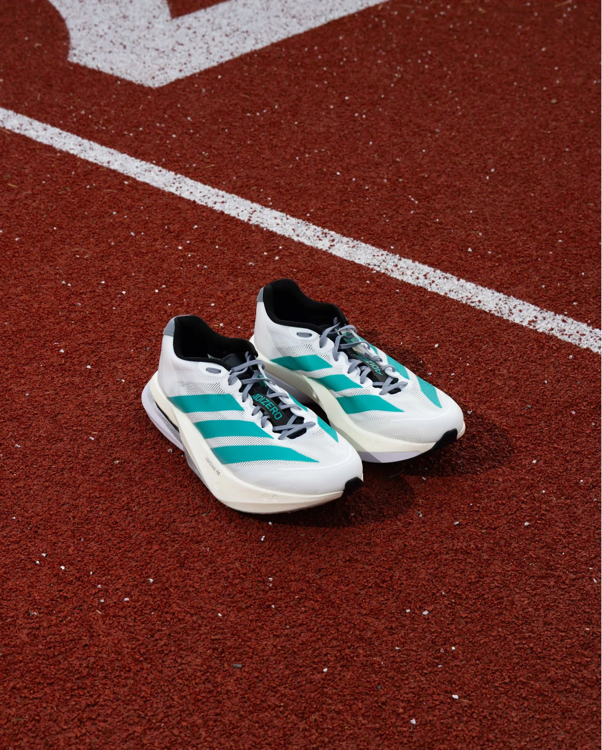 Adidas - Adizero Boston 13