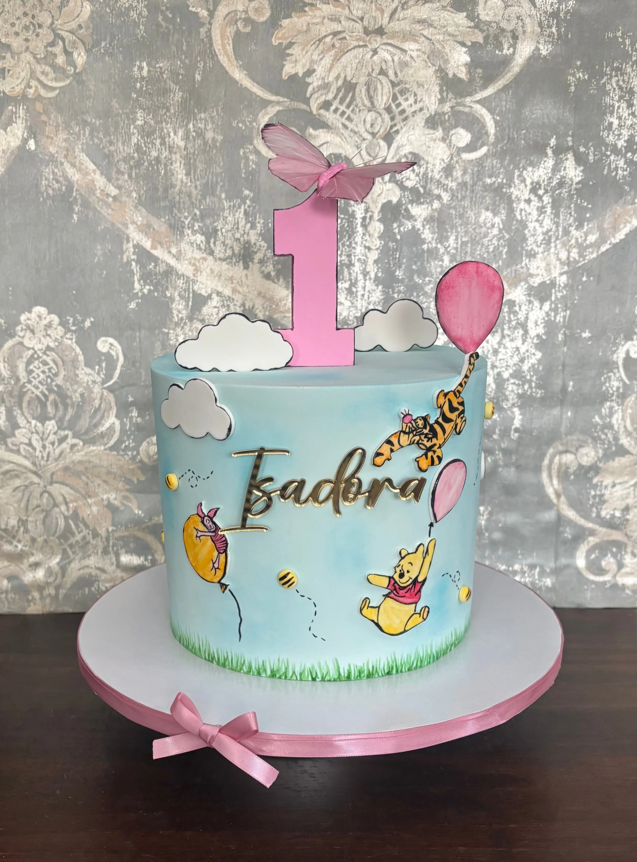 Simple Acre Wood Balloon Party