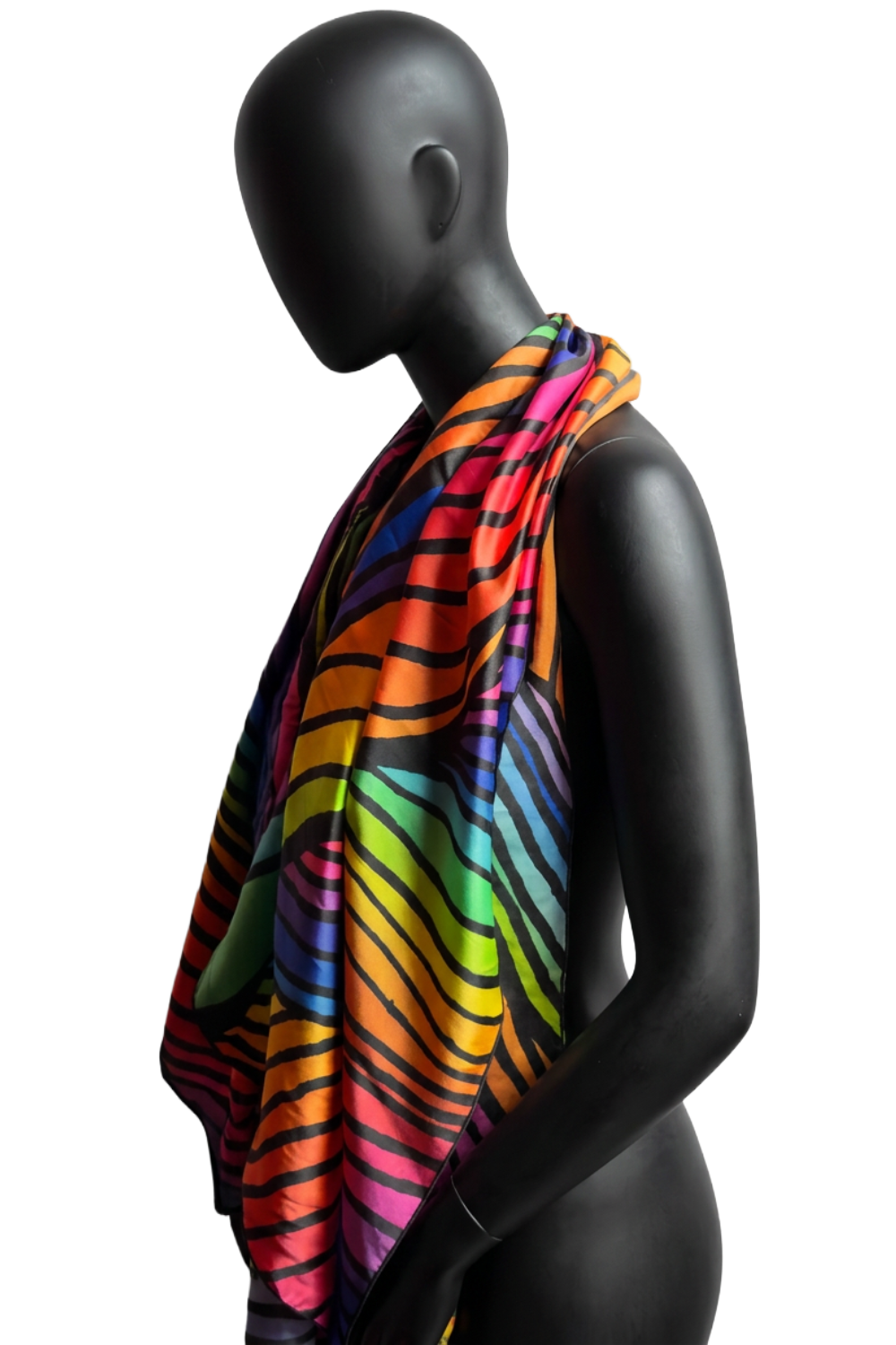 CHROMA-17-chroma-scarf-mulberry.png