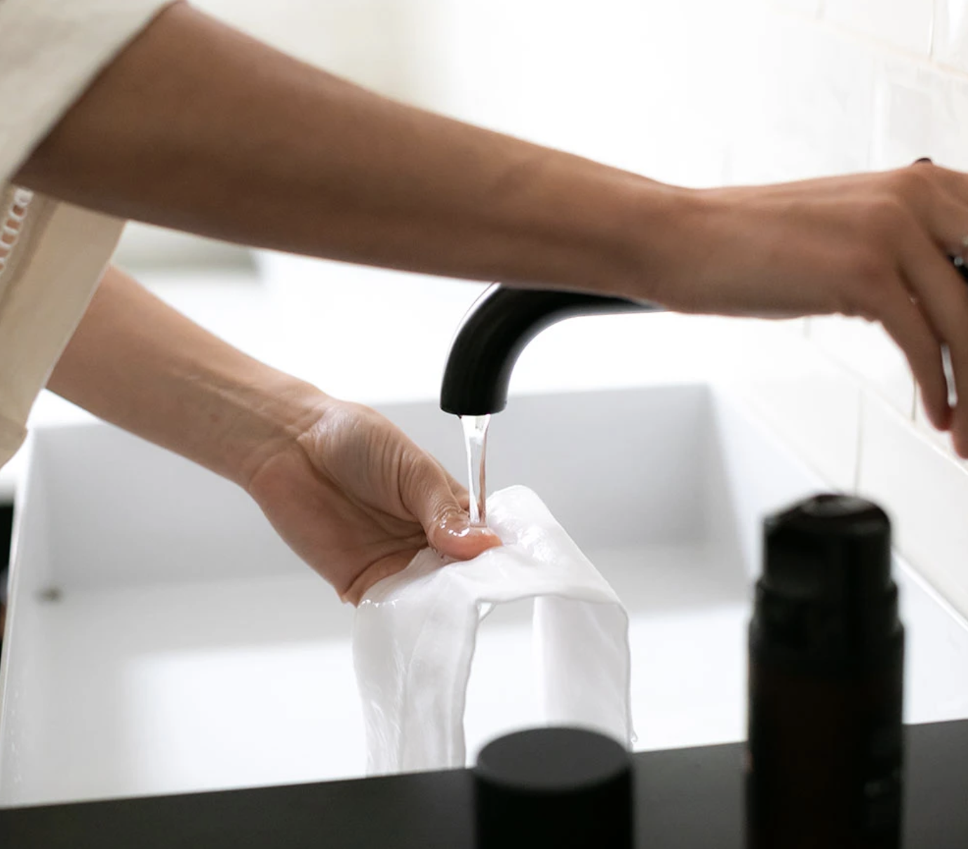 Soft muslin facial cloth
