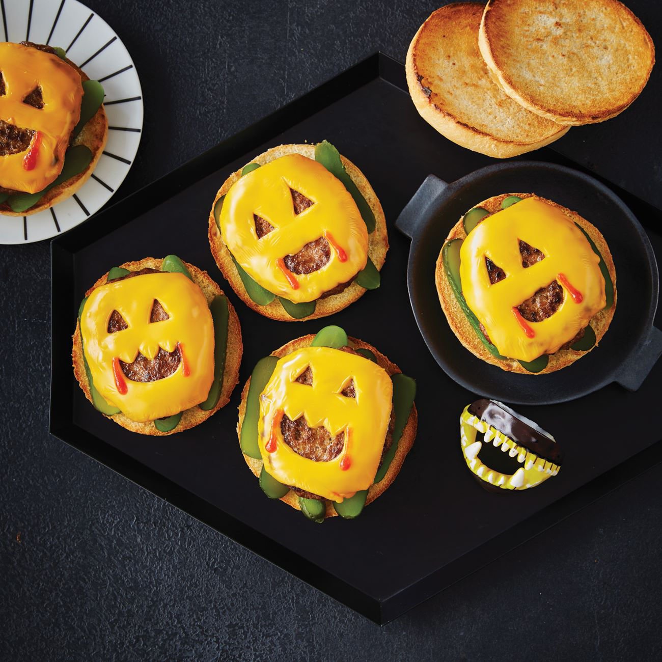 2009-easy-halloween-cheeseburgers_Square-1300x1300.jpeg