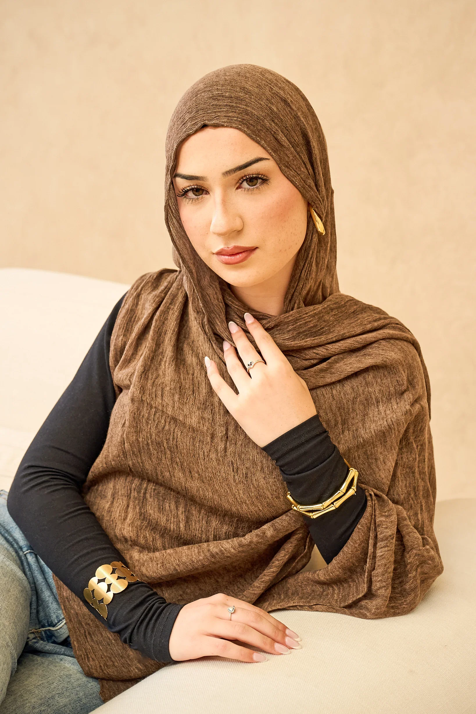 CMS001-BEA-shawl-hijab_3.webp