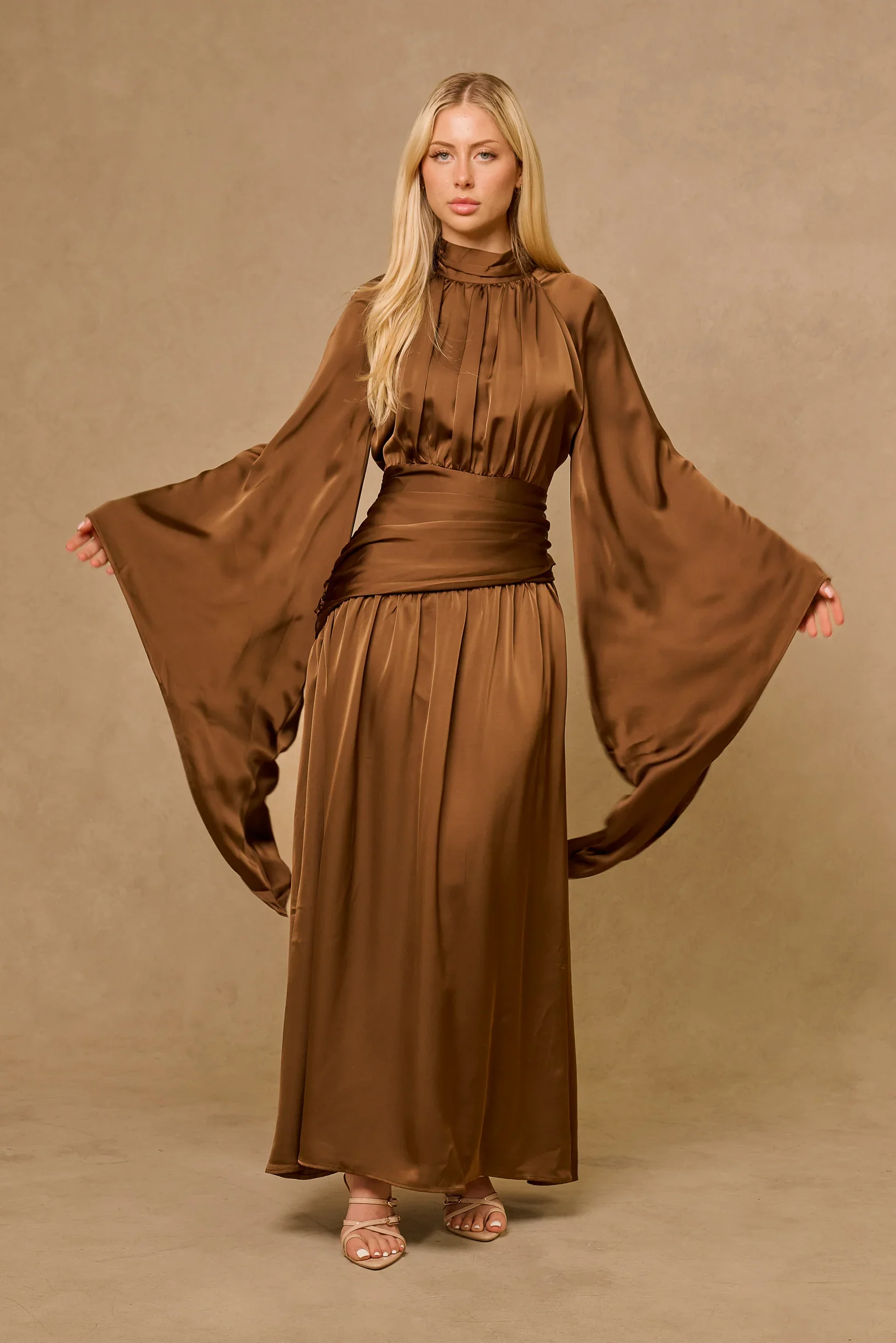 AW0154-Chocolate-dress_1.webp