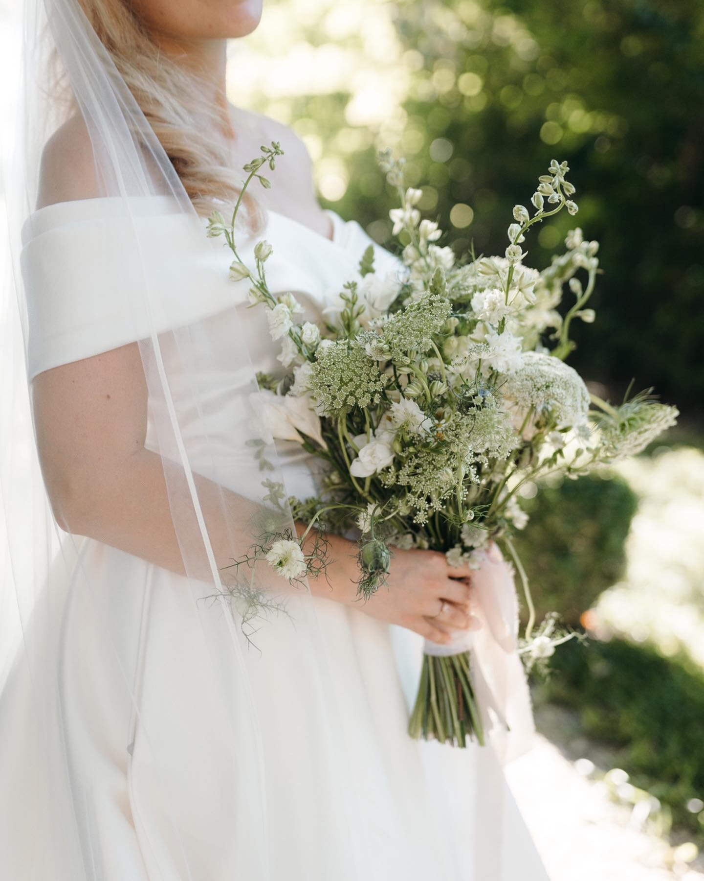 einen Moment für den Blumenstrauß ✨

#austriawedding #austriaweddingphotographer #weddingbouquet #romanticwedding