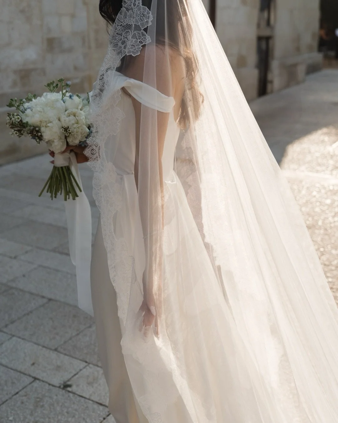 Take me back to July ✨

Venue @chiostro_dei_domenicani 
Photo @clarabuchberger 
Dress @viviennewestwood 
Video @marcodenigris_weddings 
Second photographer @fotografiererei.unterhuber 
Hair &amp; Makeup @hollyfrasermakeup 
Florist @rollofiori 
Celebr