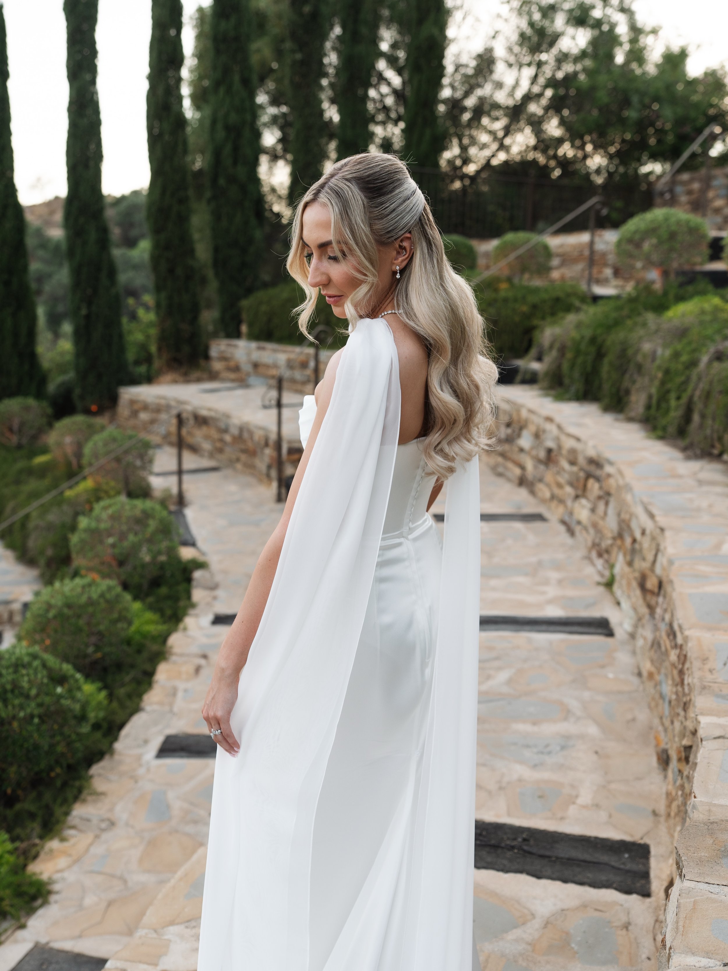This day on digital &amp; film 

Planner @sanacateringandevents 
Photo @clarabuchberger 
Video @reeceivesonvideography 
Content @sole.socials 
Dress @kyhabride 
Venue @casadelaeramarbella 
DJ @euanlawrence @wearetartan 
Florals @deseos_weddings 
Cate