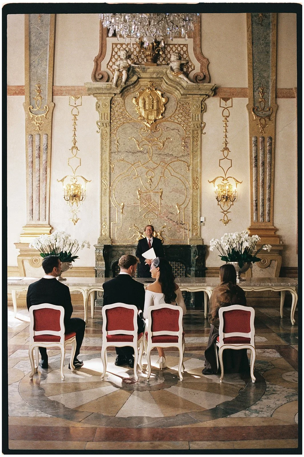 Wedding-Mirabell-Palace-Salzburg-44.jpg