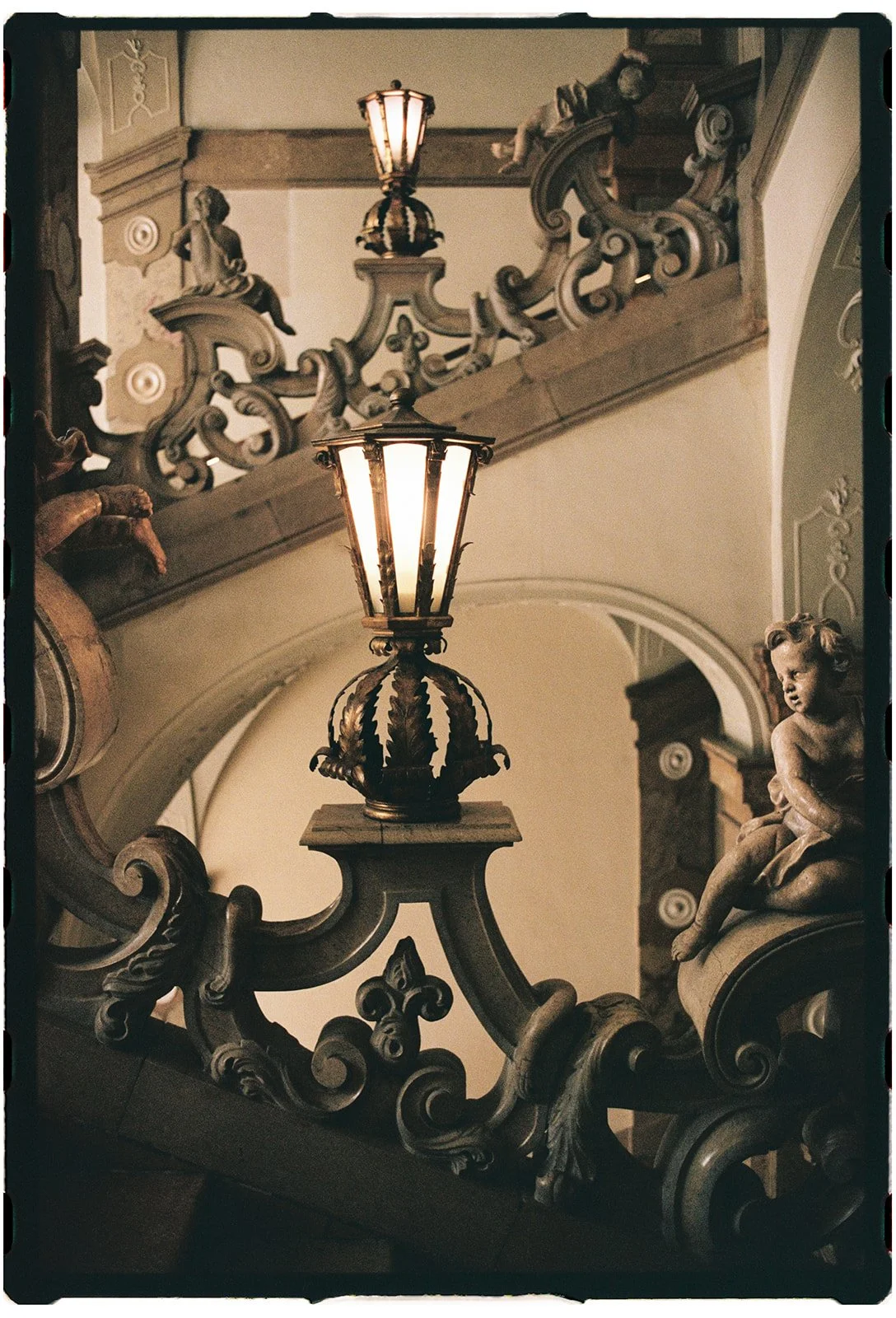 Wedding-Mirabell-Palace-Salzburg-33.jpg