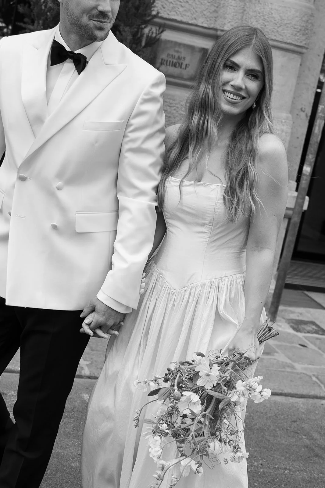 Wedding-Editorial-Vienna-Gartenpalais-Liechtenstein-36.jpg
