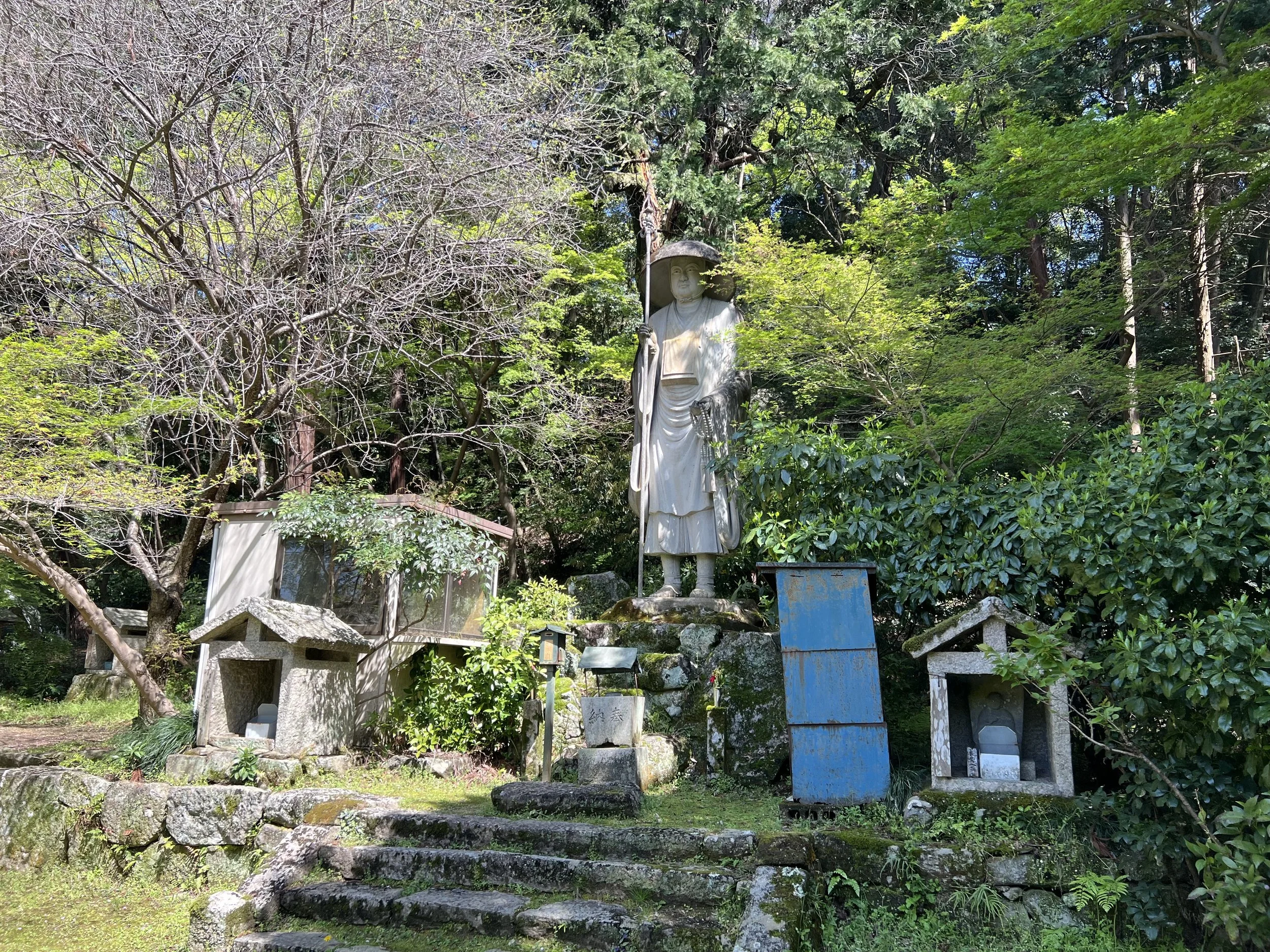 Statue at Chogakuji temple