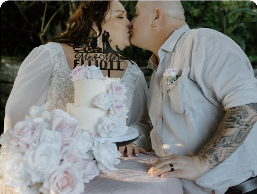 Kellie & Mark's Intimate Wedding Cake