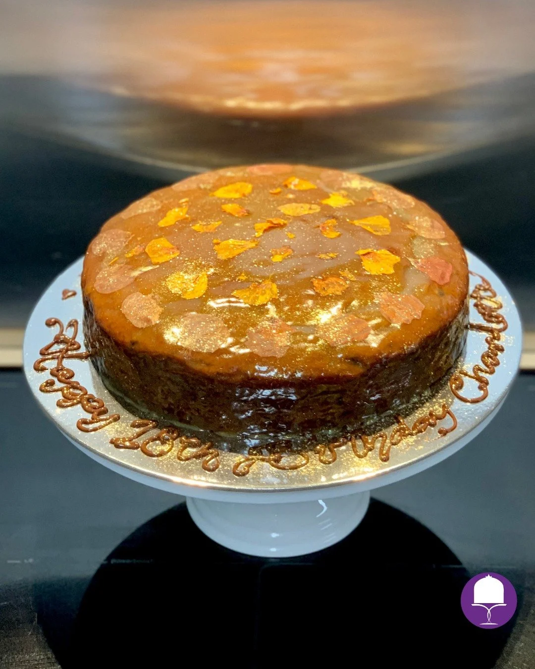 🐣 Last chance for Easter cakes! 🐣

Need a cake for Easter Saturday? My Ready To Order cakes are perfect for those last-minute celebrations 🎂✨

👉 Order by 3PM today to secure yours!

Pick up options:
📍 @greatlakesfoodtrailnsw  REAL FOOD Farmers M