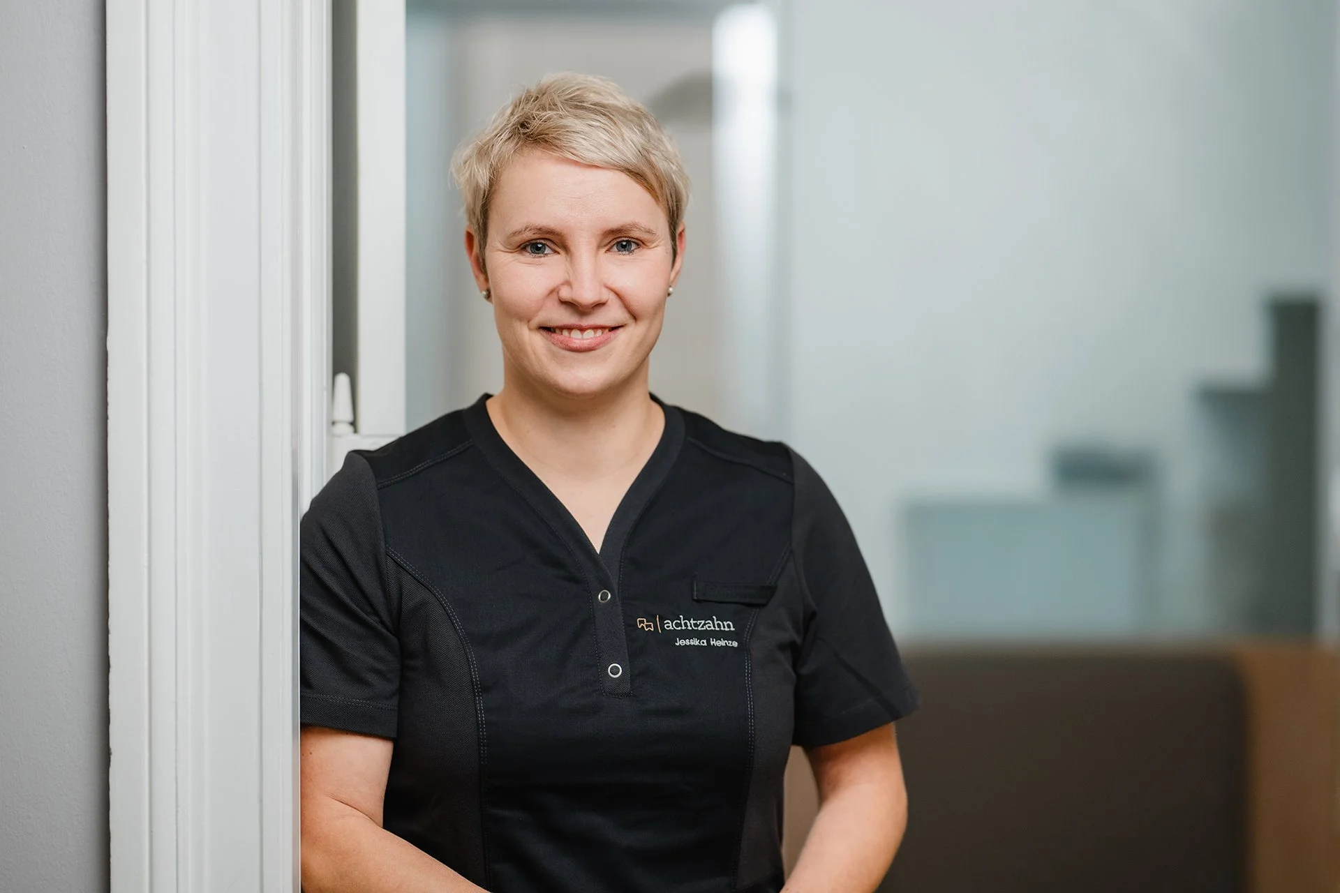 2024_Achtzahn_Jessika_Heinze_009.jpg