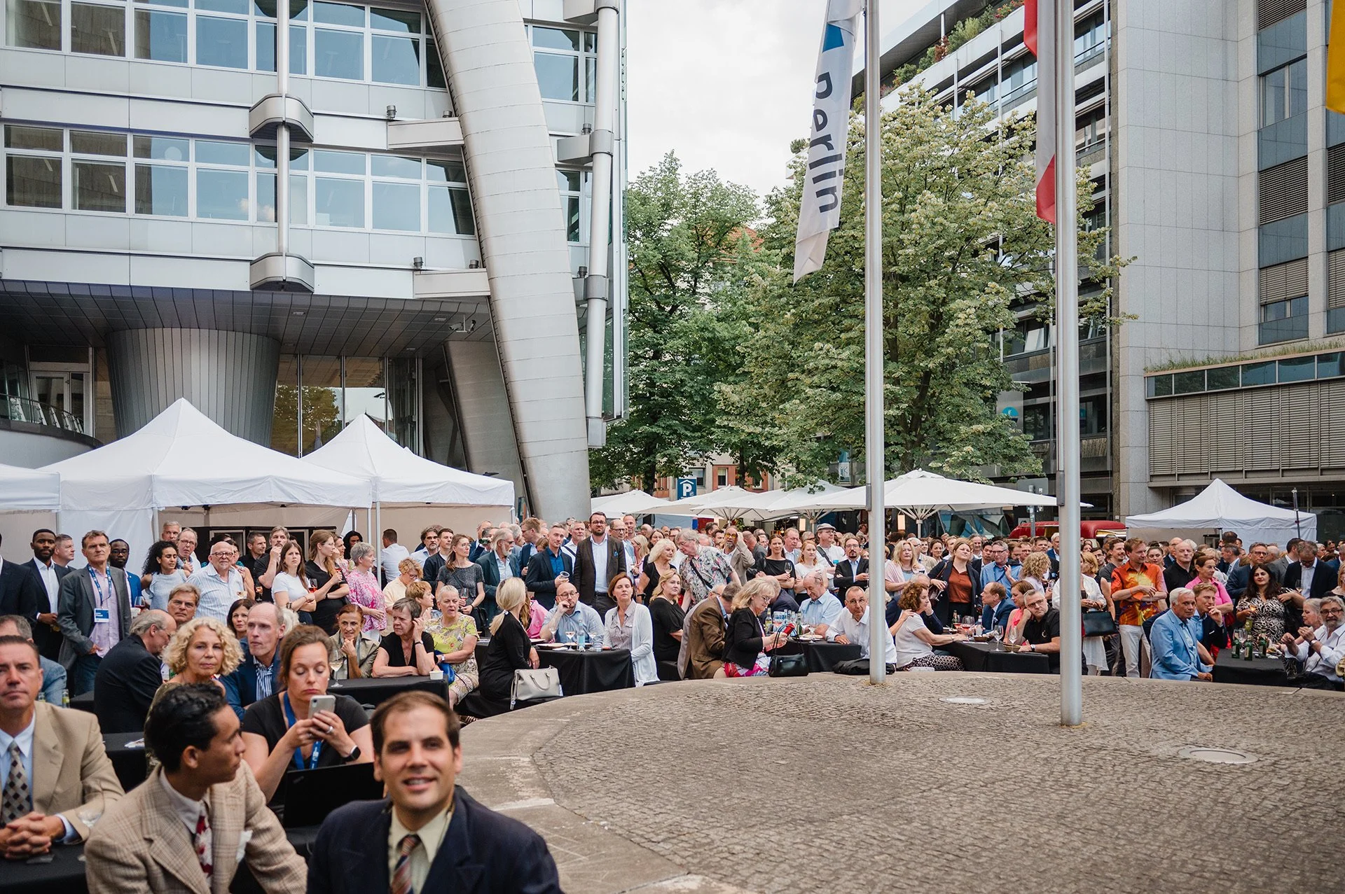 Veranstaltungsfotografie_IHK_Sommerfest_22_340.jpeg
