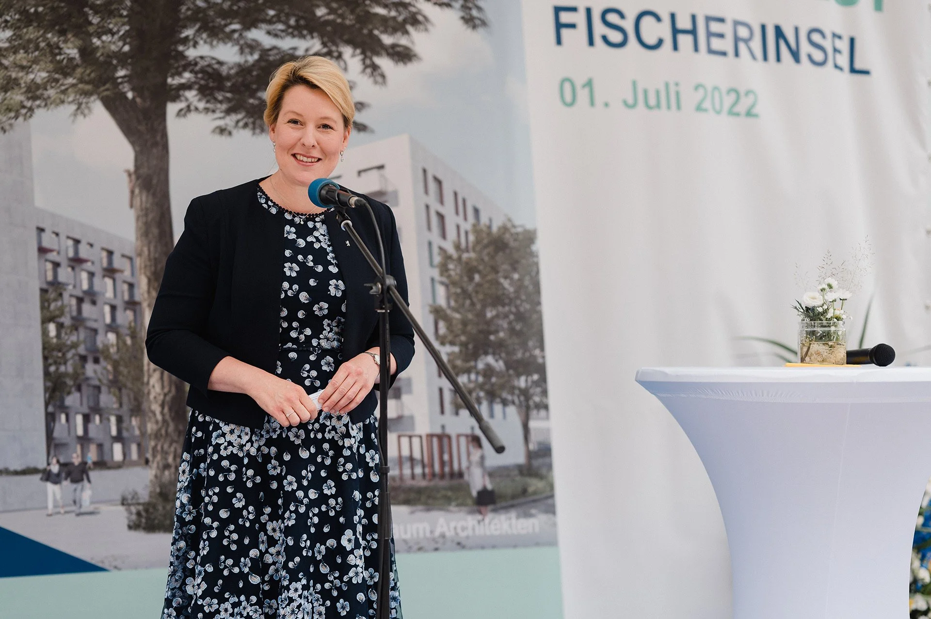 WBM_Fischerinsel_Giffey_Buergermeisterin_Neubau_ISM_0170.jpeg