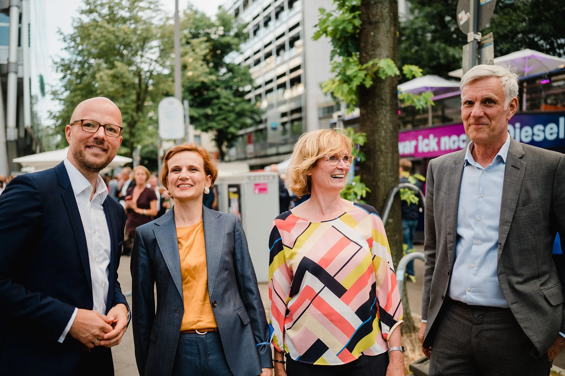 Veranstaltungsfotografie_IHK_Sommerfest_22_507.jpeg