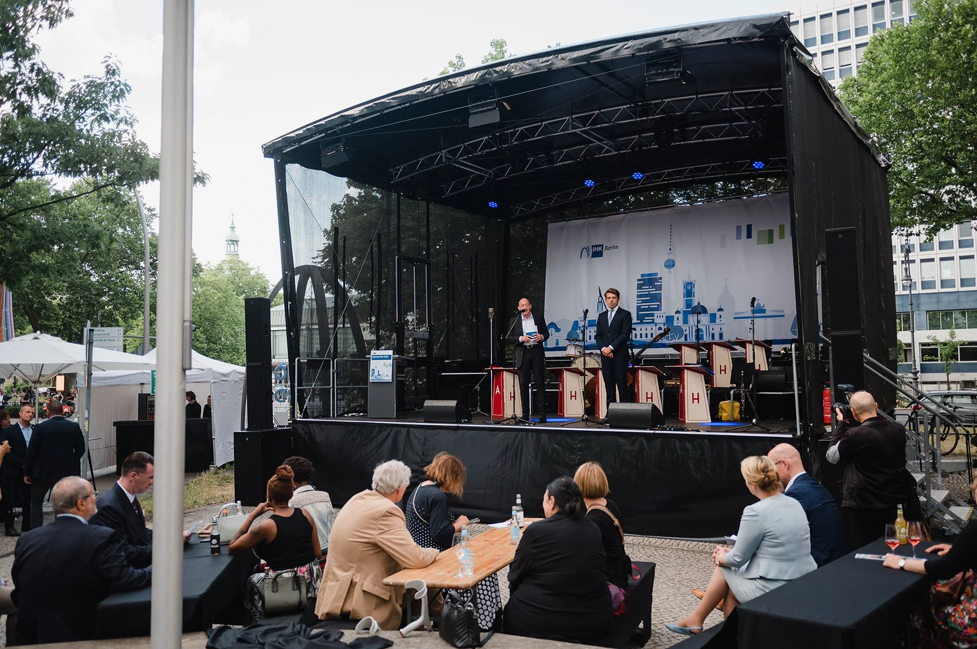 Veranstaltungsfotografie_IHK_Sommerfest_22_218.jpeg