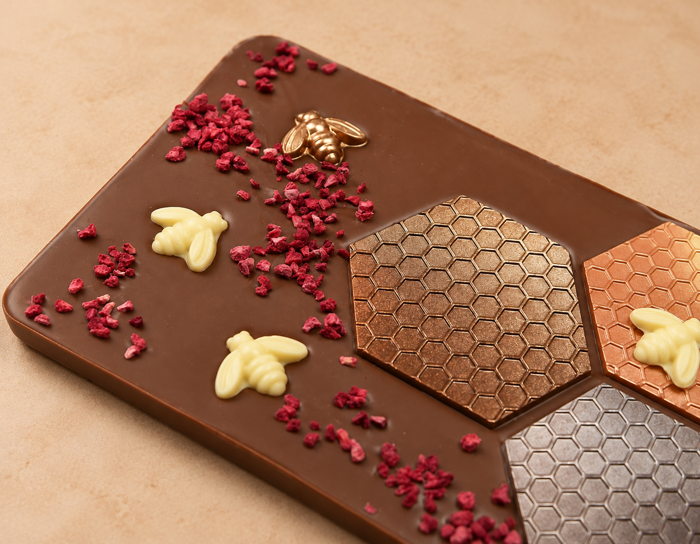 Milk Chocolate Chocolate Berry Bee Slab2.png