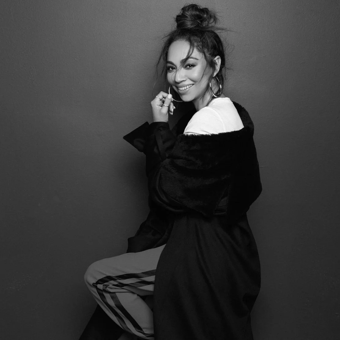 She’s Turned Pretty Girls Into It Girls With Her Talented Touch - The Real Monica Rose