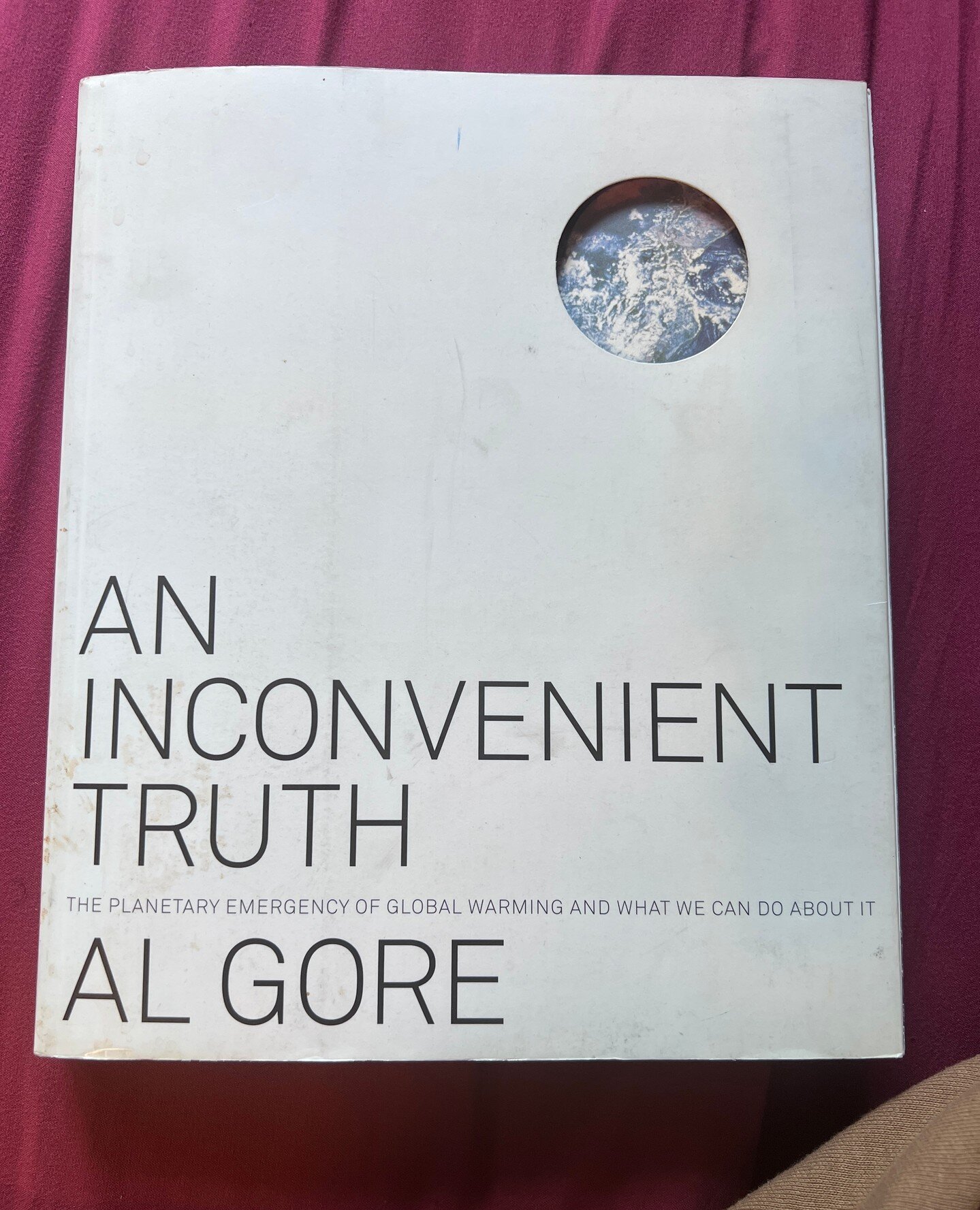 Some heat from our resident sustainability girlie, @PolyamorousBlackGirl⁠
⁠
'An Inconvenient Truth' by Al Gore was the wake-up call we can't ignore. PBG constantly reminds us of the importance of protecting our planet and fighting climate change.⁠
⁠
