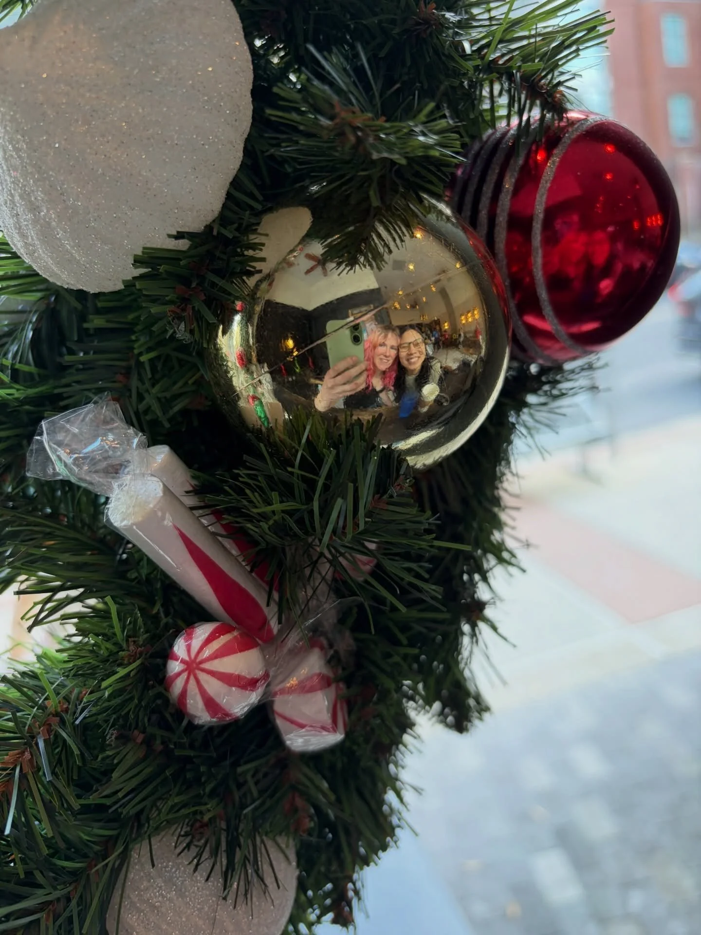 Proof of life! Been touching grass and away from my phone this month (which I hear you&rsquo;re not supposed to do after releasing an album). 

The highlights are: 
&bull; spending lots of time with @emily_wyer 
&bull; moved into a new house with @tr