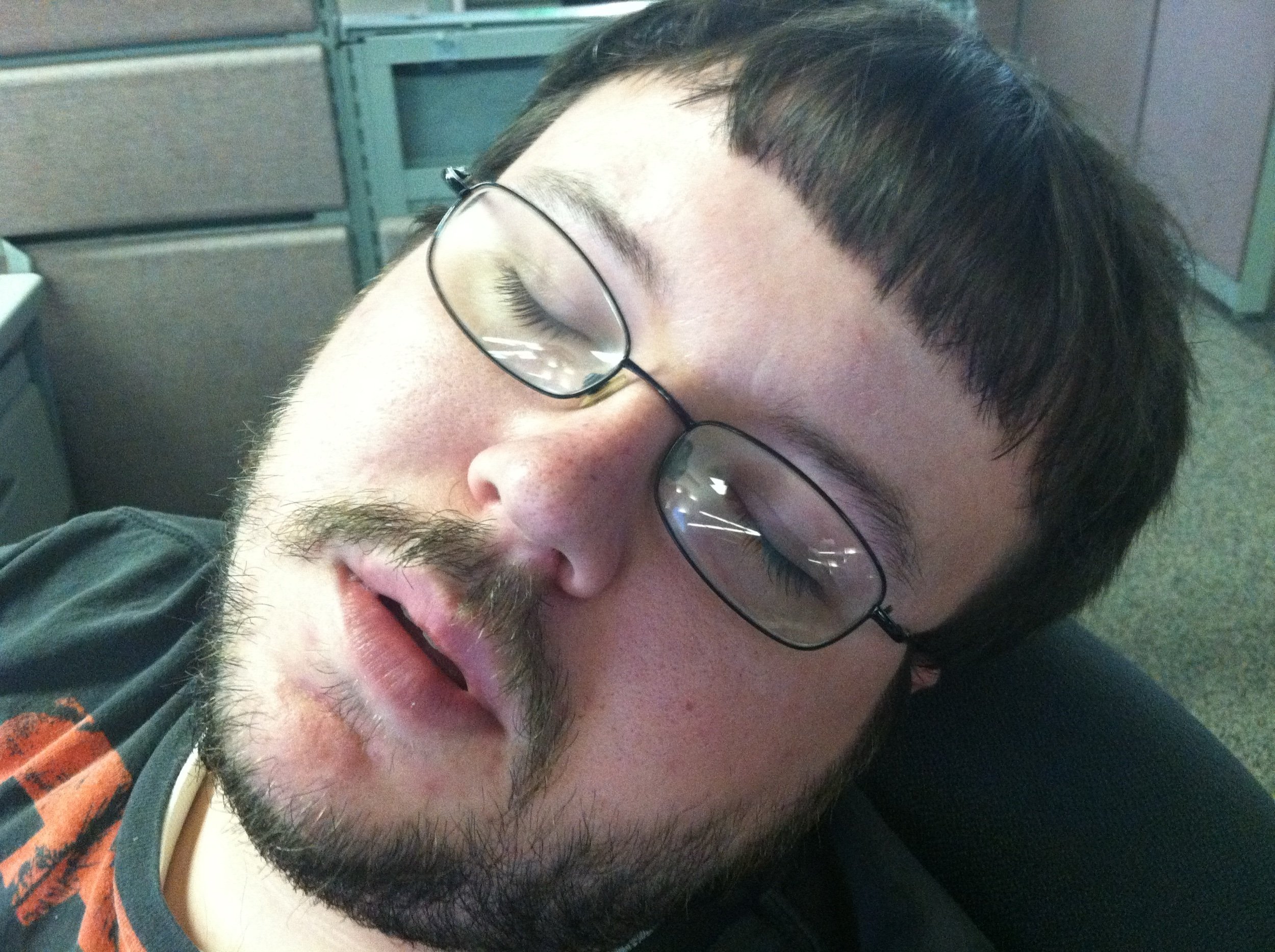 203 - iPhone 4 - Verizon.jpeg