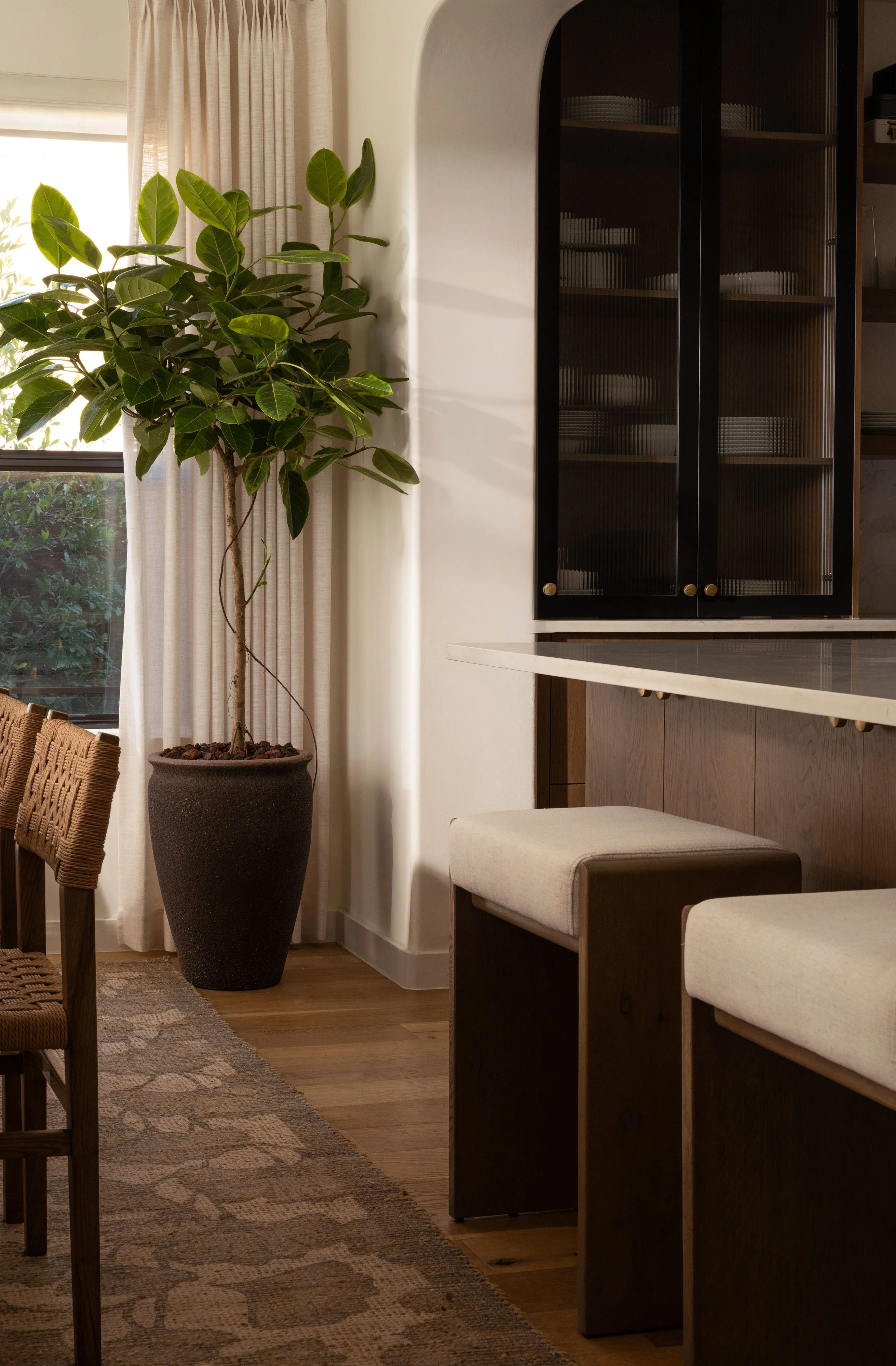 BVS-JAKE-DAVID-HOME-HAGGANS-LN-DINING-KITCHEN-VERTICAL-1.jpg
