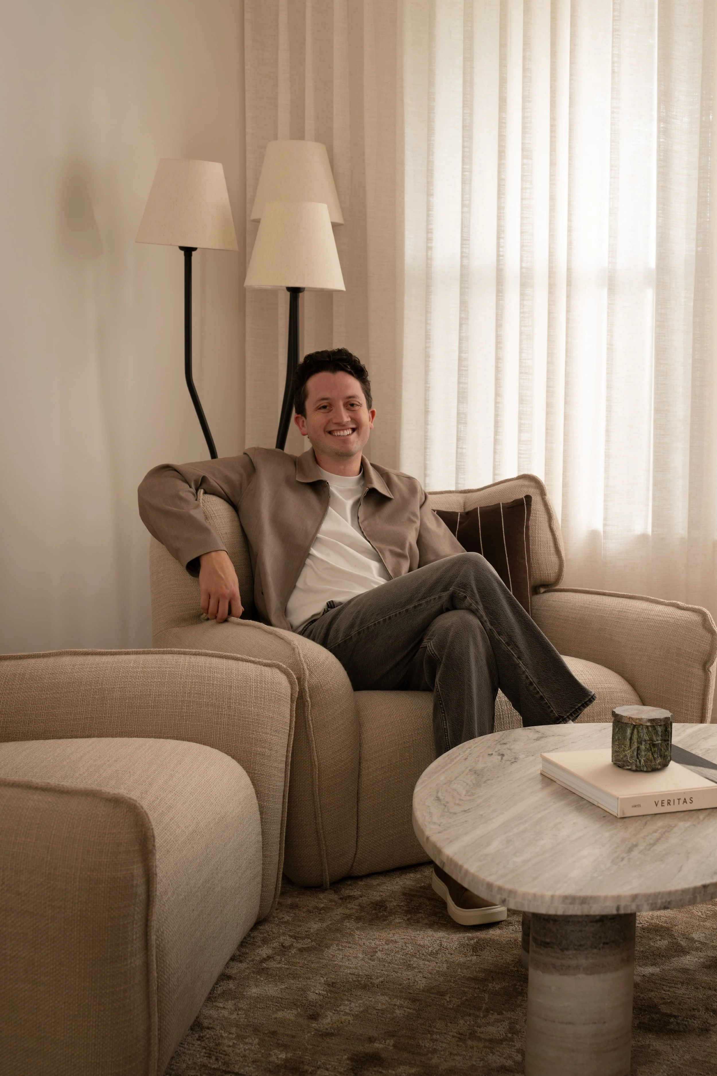 BVS-JAKE-DAVID-HOME-HAGGANS-LN-PORTRAIT-13.jpg