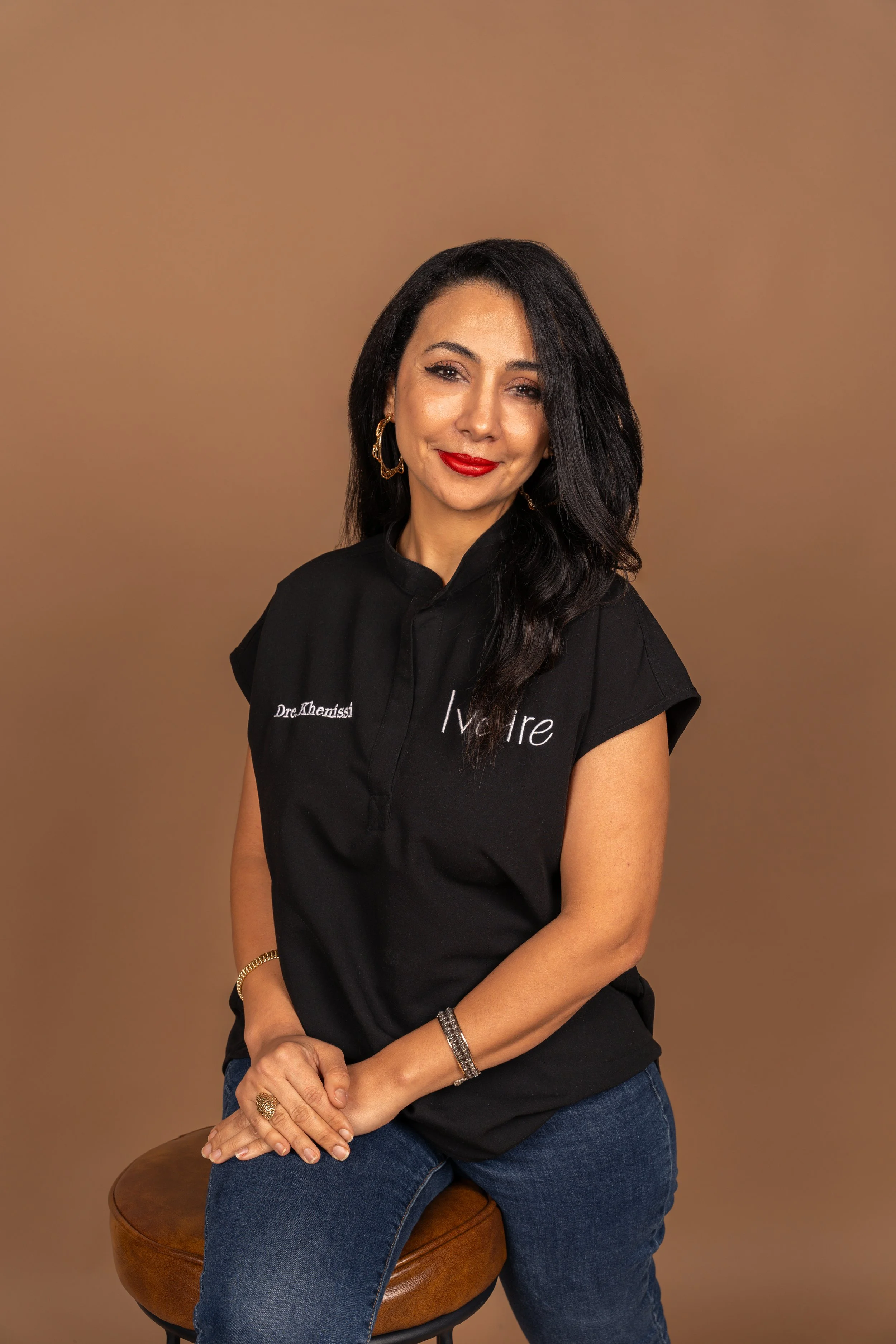Portrait de Zaineb Khenissi, directrice médicale de la clinique Ivoire Médico-Esthétique