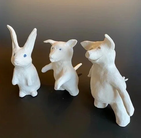 Opening reception this Saturday! Please note, this one will be earlier than usual, 3-5pm!
Pictured: Ann Moring, Three Animals, Ceramic

#SculptureArt #TivoliArtistsGallery #OpeningReception #HudsonValleyArt #TivoliNY #ArtExhibit #3DArt #ReliefSculptu