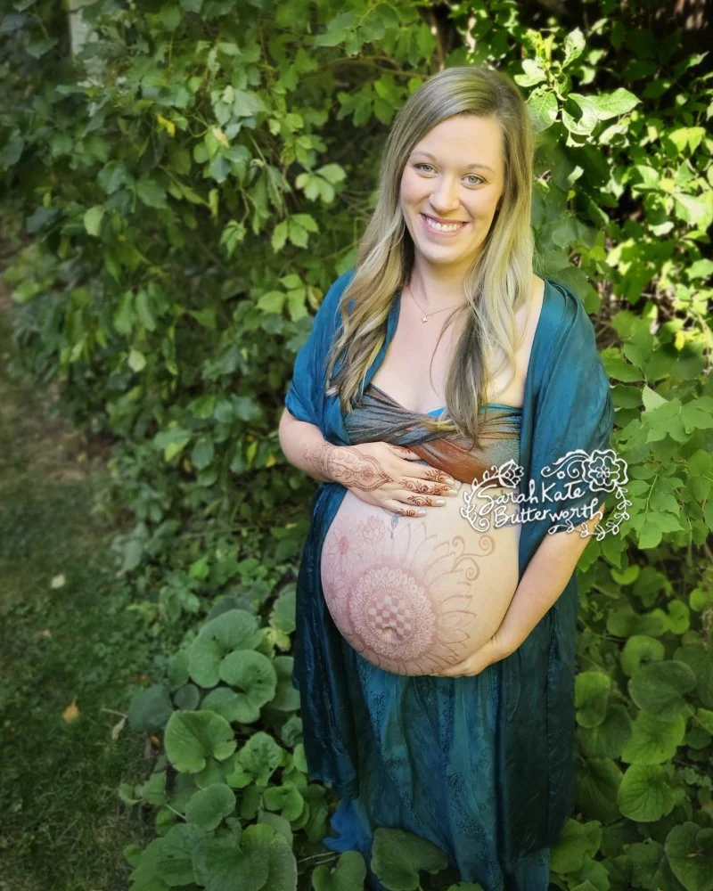 #naturalhennastain #pregnancyart #hennabelly #celebratewithhenna #hennatattoo #hennastain  #henna #blessings #pregnancyhenna #bellyhenna #hennabelly #prenatalhenna #coloradohenna #bellyblessing #pregnancyjourney