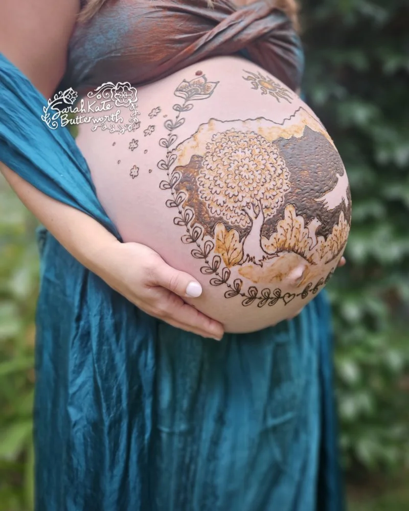 #sacredsymbols #eagle #bear #growingfamily #tree #magic #allnaturalhenna  #celebratelife #pregnantlife #pregnantbelly #uniquehenna #pregnancyhenna #maternityhenna #bellybump #prenatal