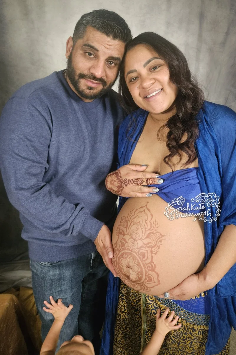 #FamilyMoments #BlessedLife #PregnancyJourney #MotherhoodJoy #ParentingLove #LittleAngel #Heartwarming #MotherDaughter #hennastain  #allnaturalhenna #hennatattoo