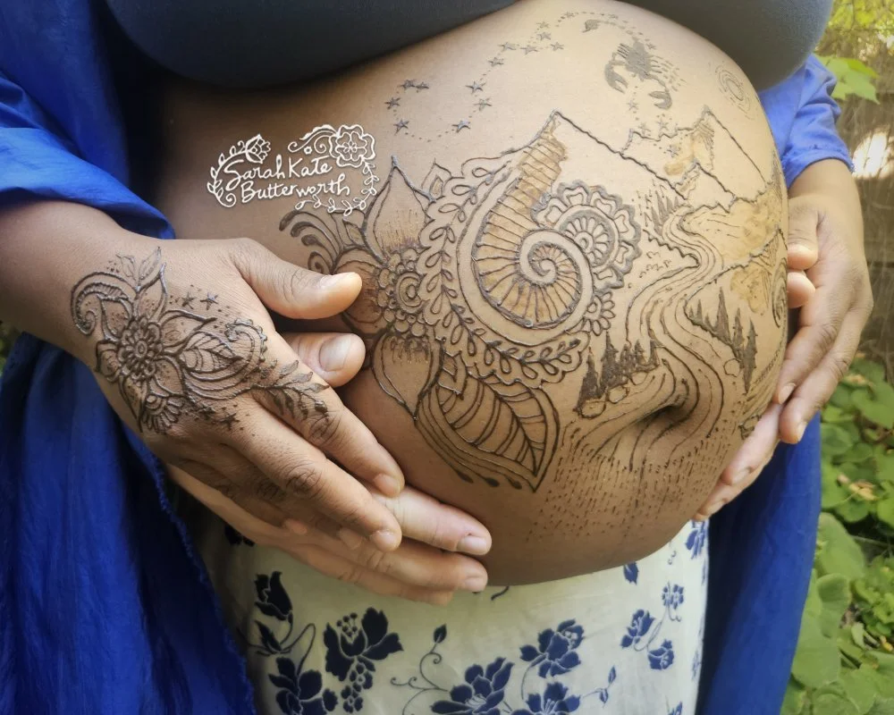 #AstrologicalArt #ScorpioArt #MythologicalArt #SpiritualArt #CelestialArt #bellyhenna #coloradohenna #pregnancyart  #adornment #uniquehennadesign