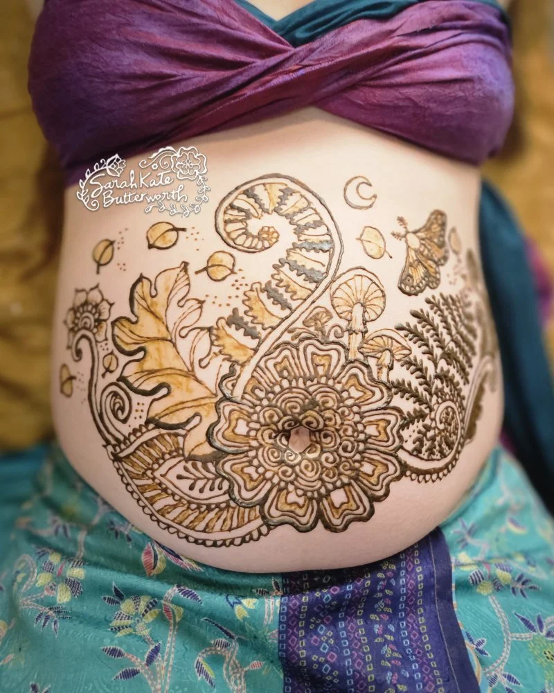 #hennaart #hennadesign #FeminineEnergy #MaternityArt #NatureInspired #MoonMagic #GoldenRatio #mushrooms #pregnancyhenna #hennabelly #boulderhenna #hennapaste #blessthemama #sacred #ferns