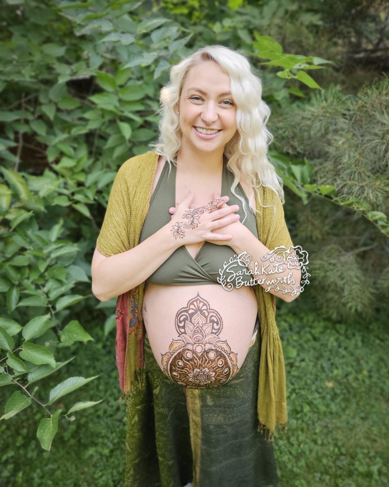 #doula #coloradohenna #boulderhenna #henna #celebratelife #mamacelebration  #womensart #boulderart  #hennabelly #hennabump #MarkTheMoments