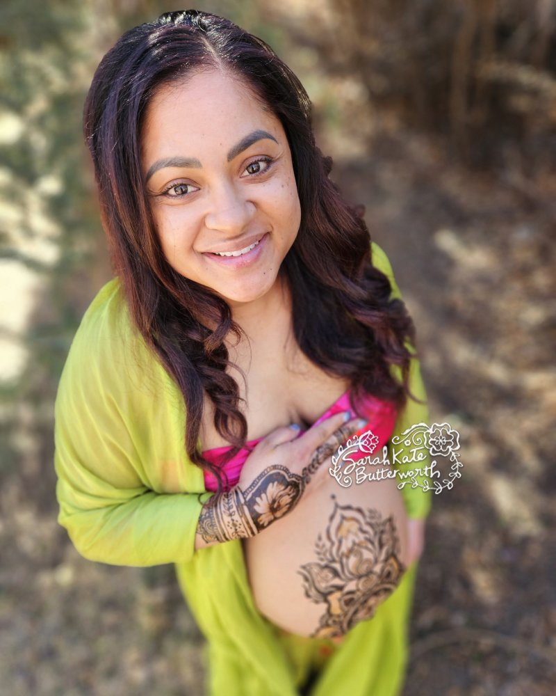 #PregnancyHenna #PregnantMama #BoulderArtist #WomensEmpowerment #NewBeginnings #SacredPregnancy #LotusHenna #HawaiianVibes #CreativeJourney #MotherhoodArt #hennabelly #boulderhenna
