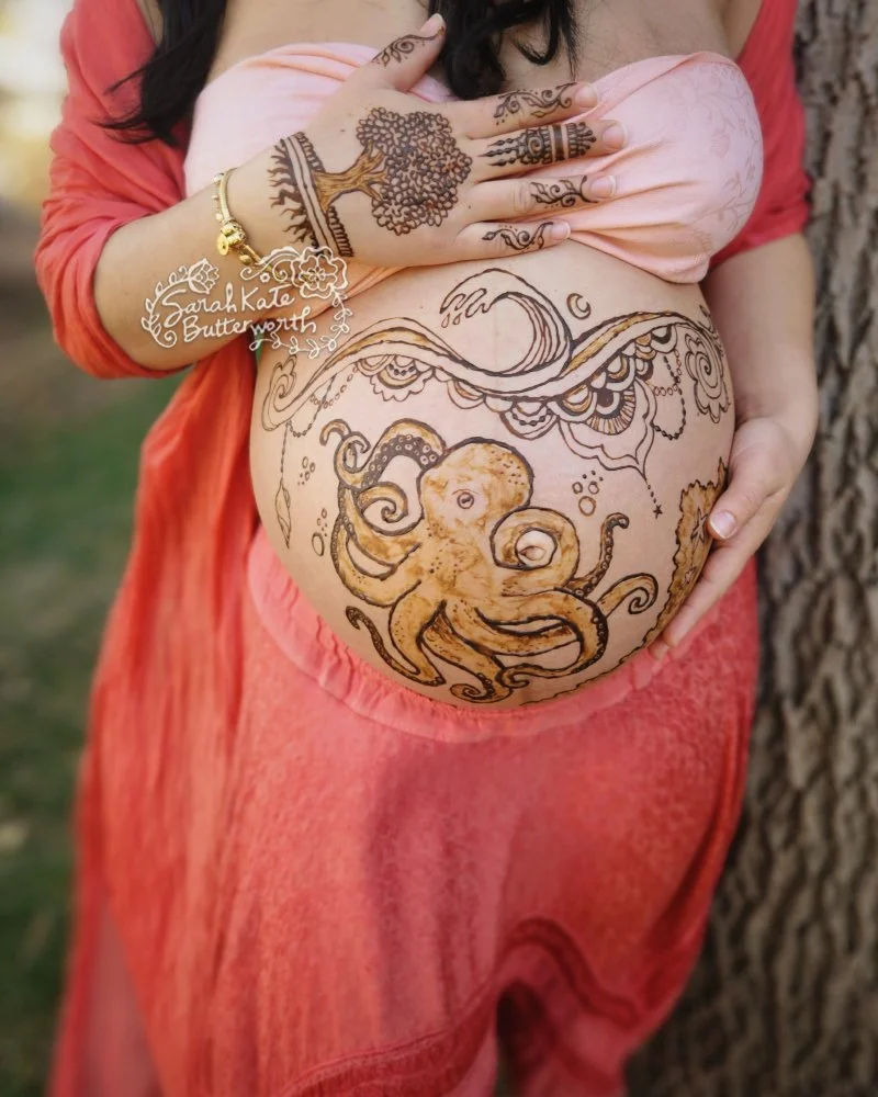 #henna #hennaart #octopusdesign #pregnancyhenna #culturaltraditions #temporaryart #hennastudio  #octopus #expectingmother #bellyhenna #coloradohenna #pregnancyart