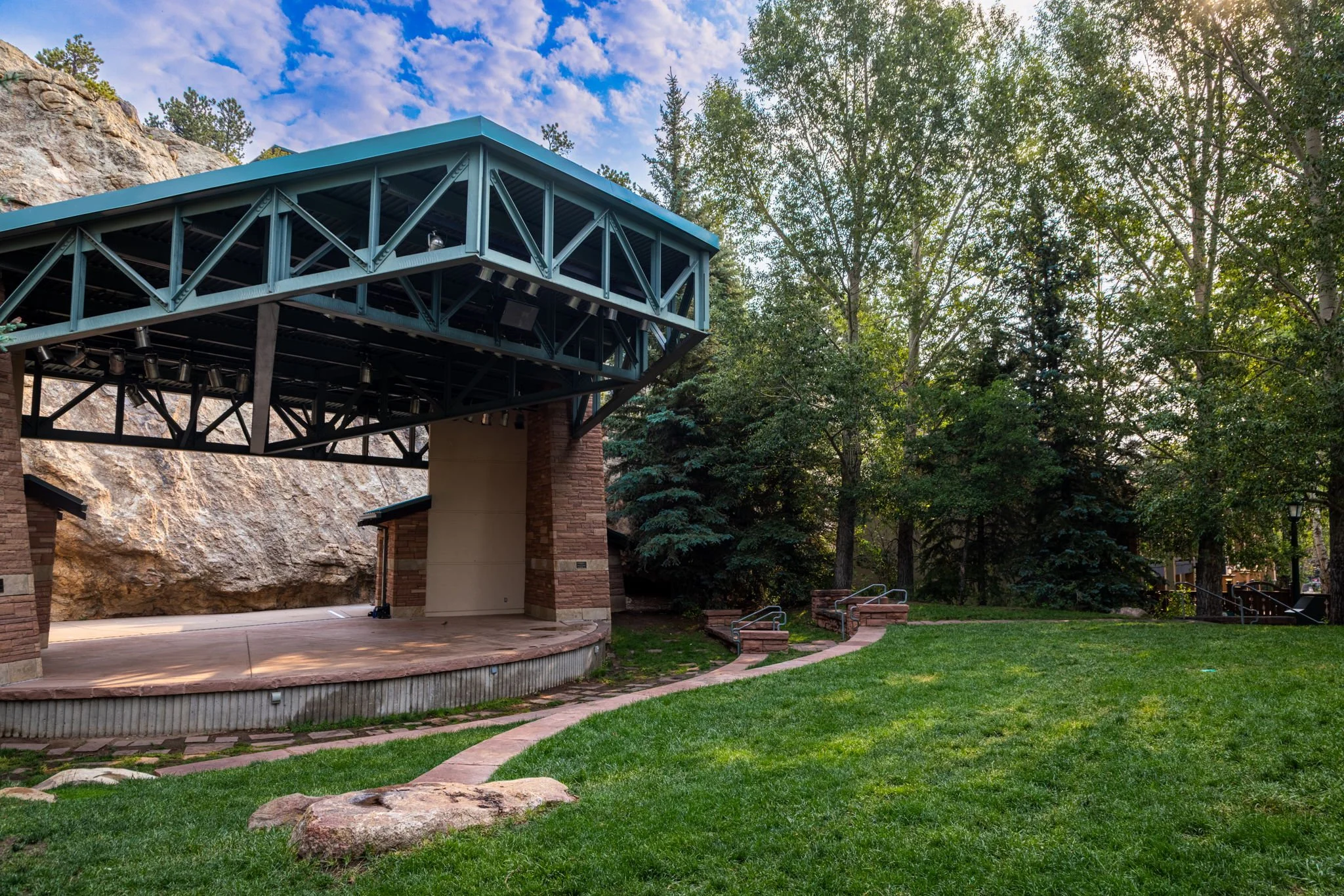 45-web-or-mls-280 Old Man Mountain Ln-45.jpg