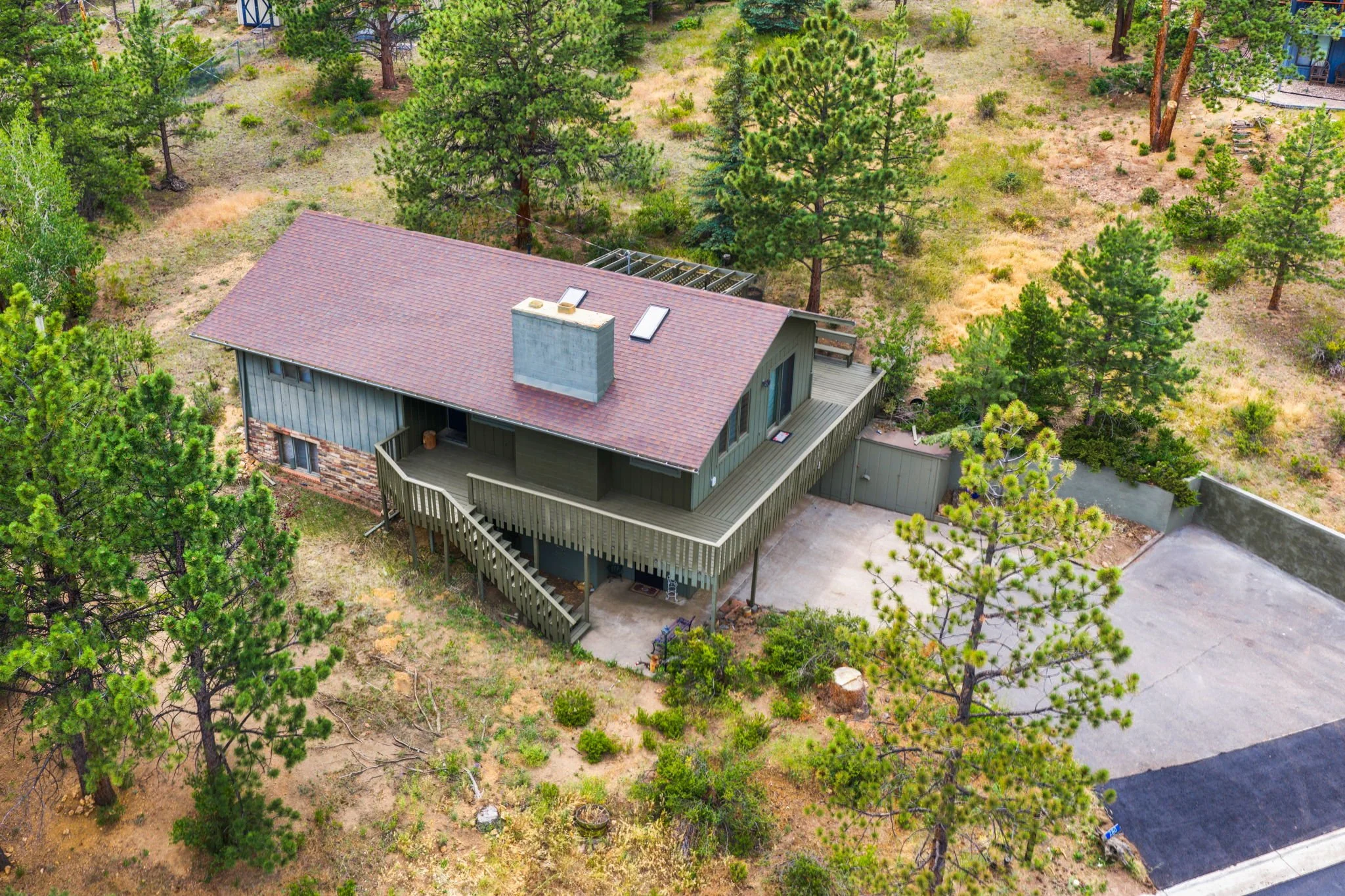 4-web-or-mls-280 Old Man Mountain Ln-40.jpg