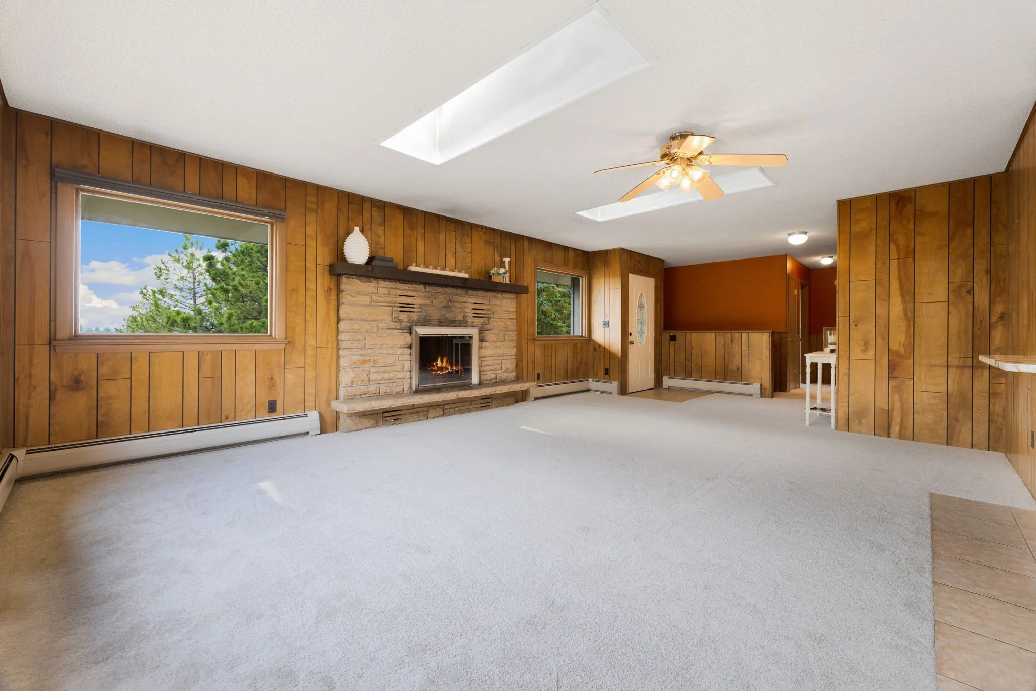 12-web-or-mls-280 Old Man Mountain Ln-3.jpg