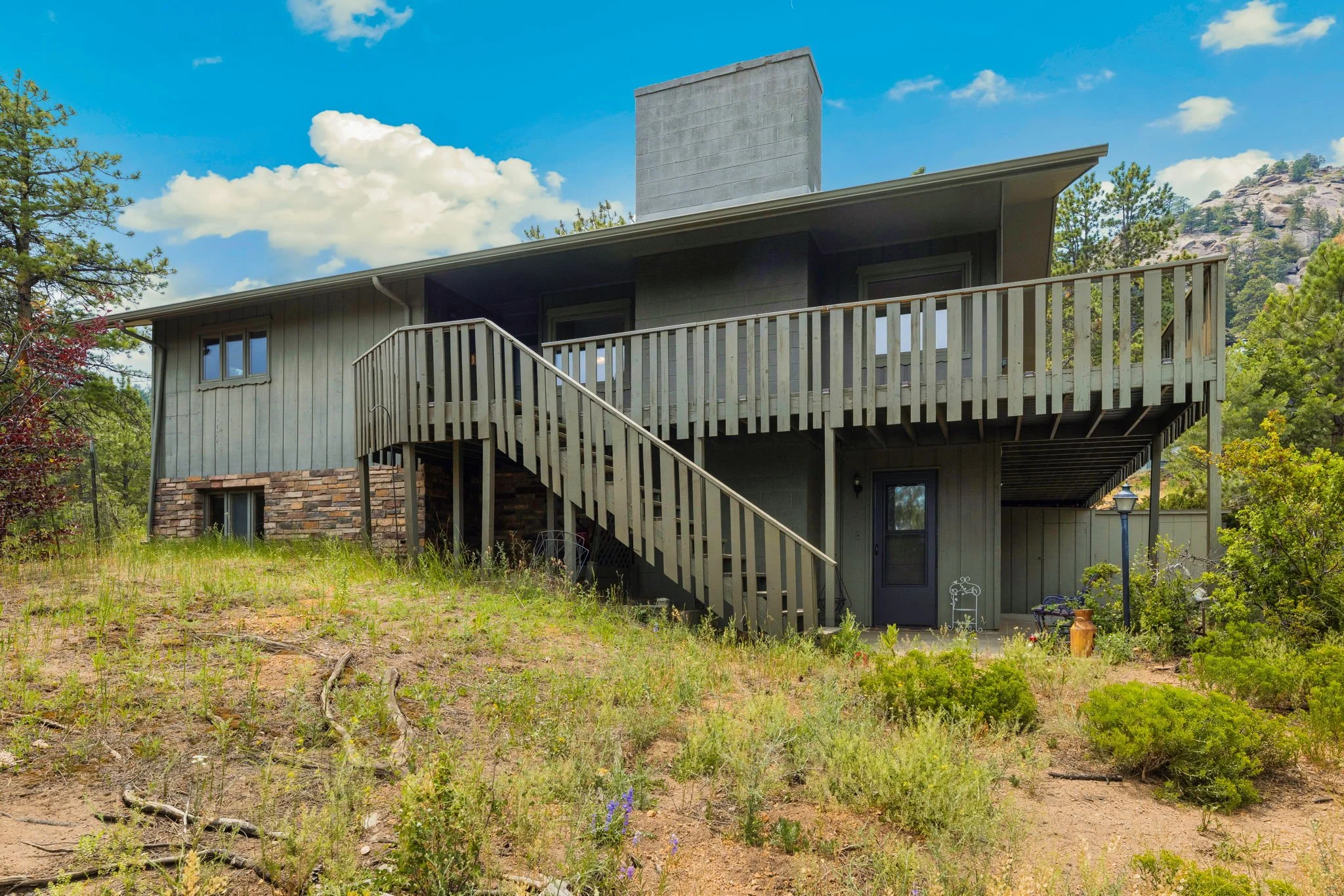 5-web-or-mls-280 Old Man Mountain Ln-27.jpg
