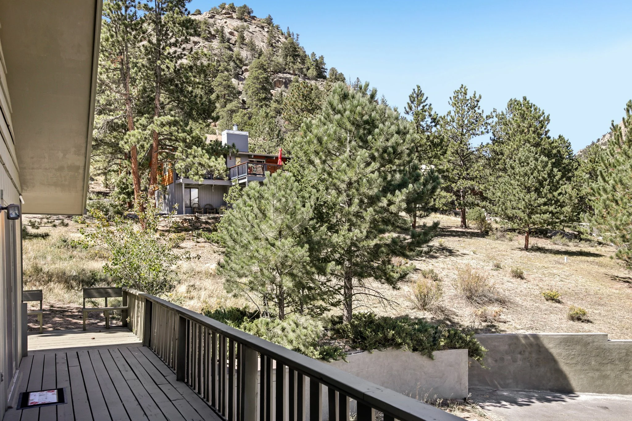 6-web-or-mls-Old Man Mountain Ln-L1209-006.jpg
