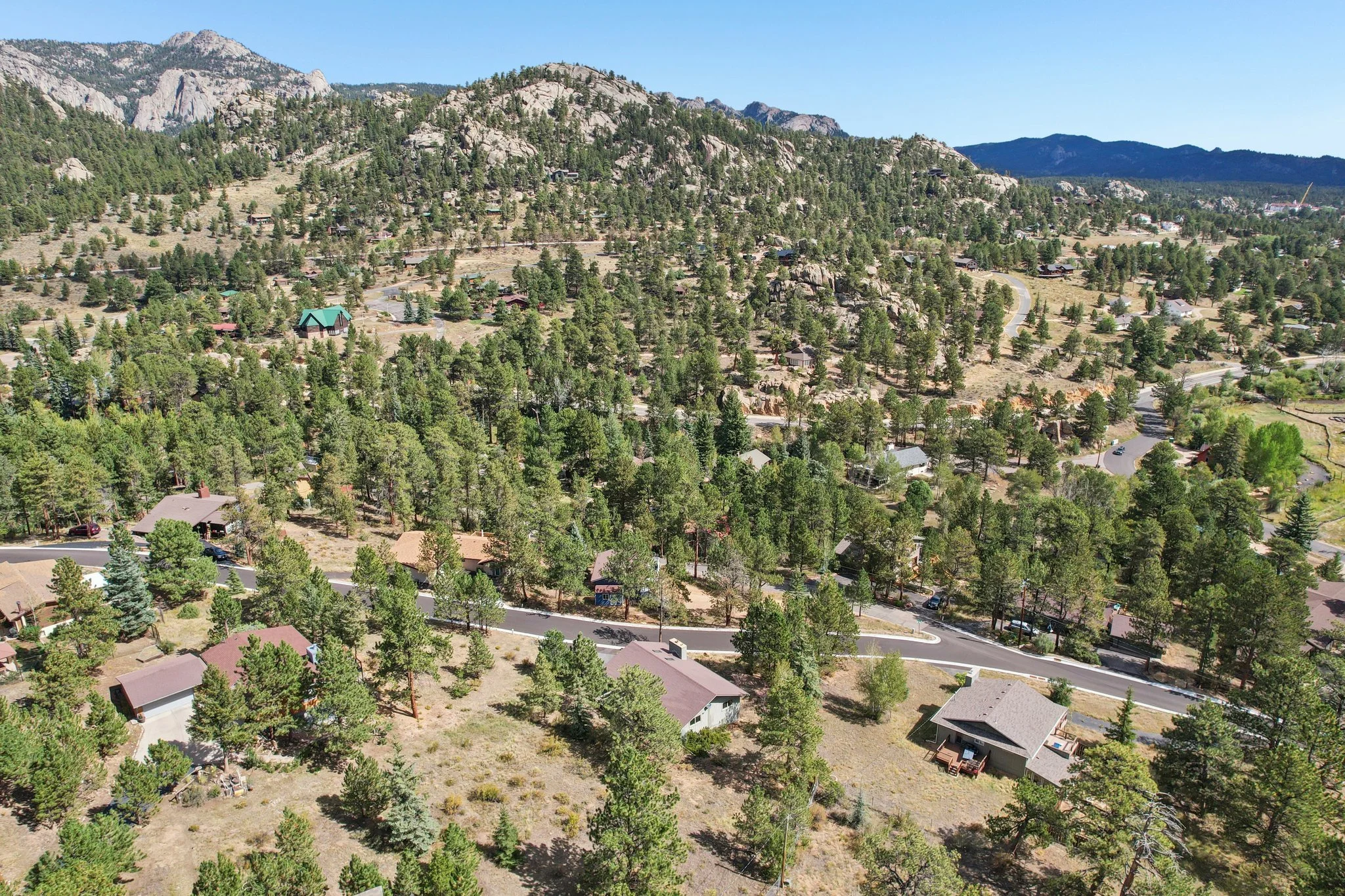 62-web-or-mls-Old Man Mountain Ln-L1209-062.jpg